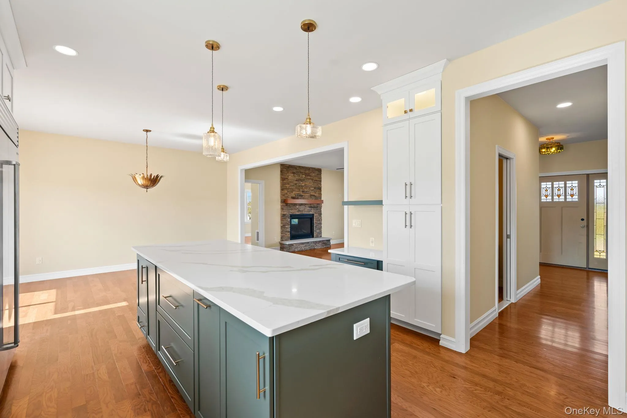 254 Hull Avenue, Plattekill, NY, 4 Bedrooms Bedrooms, 11 Rooms Rooms,2 BathroomsBathrooms,Residential,For Rent,Hull,0,974089 254 Hull Avenue, Plattekill, NY, 4 Bedrooms Bedrooms, 11 Rooms Rooms,2 BathroomsBathrooms,Residential,For Rent,Hull,0,974089