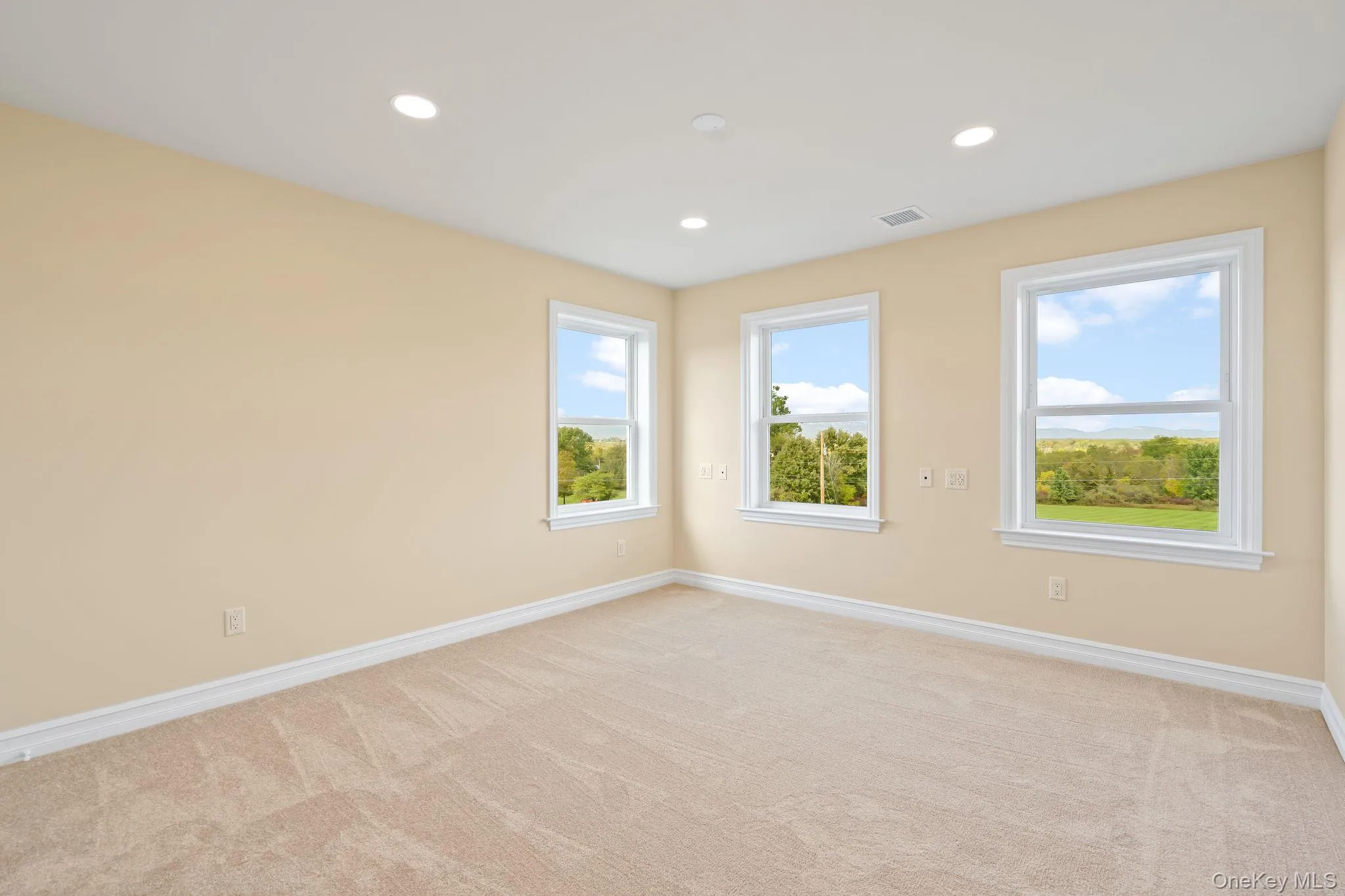 254 Hull Avenue, Plattekill, NY, 4 Bedrooms Bedrooms, 11 Rooms Rooms,2 BathroomsBathrooms,Residential,For Rent,Hull,0,974089 254 Hull Avenue, Plattekill, NY, 4 Bedrooms Bedrooms, 11 Rooms Rooms,2 BathroomsBathrooms,Residential,For Rent,Hull,0,974089