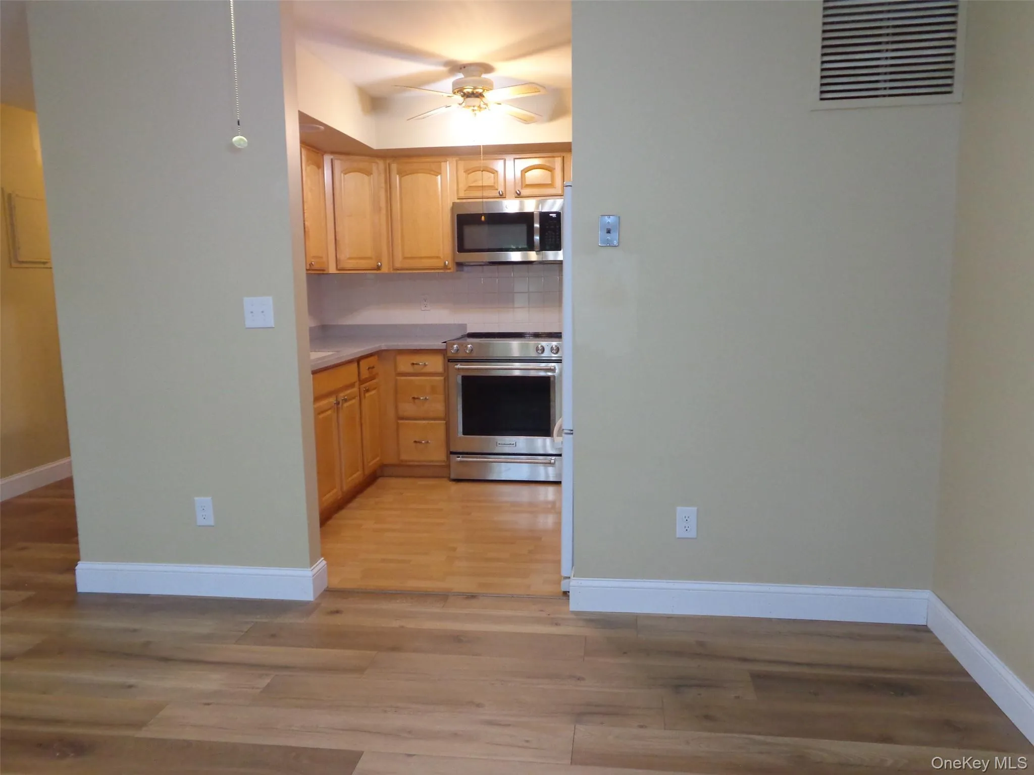 Dining area convenient to your updated kitchen and appliances. Dining area convenient to your updated kitchen and appliances.