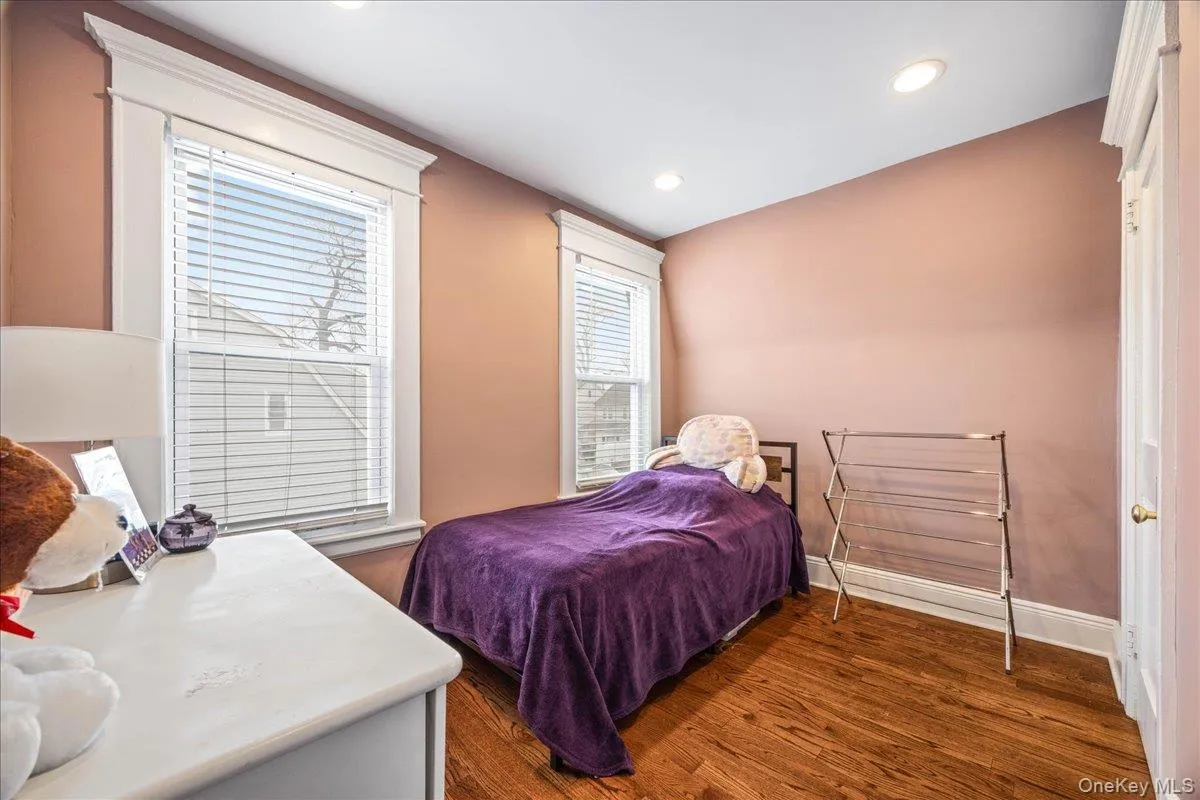 105-15 223rd Street, New York, NY, 3 Bedrooms Bedrooms, 7 Rooms Rooms,2 BathroomsBathrooms,Residential,For Rent,223rd,0,974109 105-15 223rd Street, New York, NY, 3 Bedrooms Bedrooms, 7 Rooms Rooms,2 BathroomsBathrooms,Residential,For Rent,223rd,0,974109