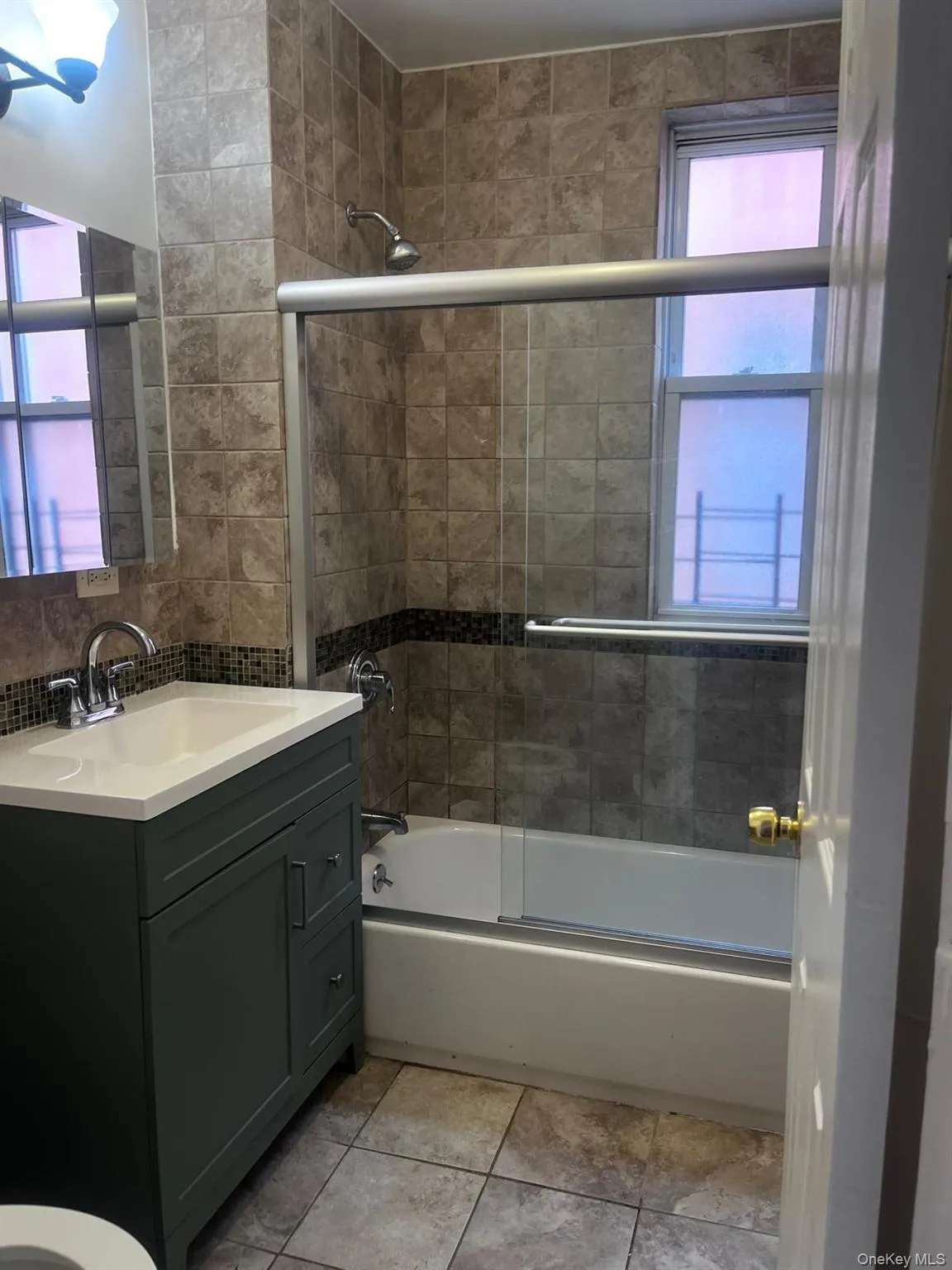 1129 Nobles Avenue, New York, NY, 4 Bedrooms Bedrooms, 6 Rooms Rooms,1 BathroomBathrooms,Residential Lease,For Rent,Nobles,0,974117 1129 Nobles Avenue, New York, NY, 4 Bedrooms Bedrooms, 6 Rooms Rooms,1 BathroomBathrooms,Residential Lease,For Rent,Nobles,0,974117