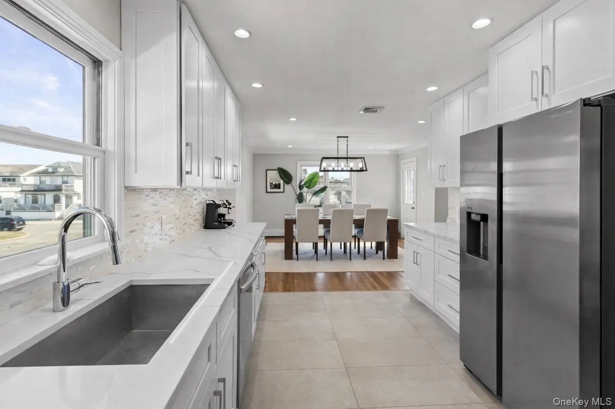 175 Roosevelt Boulevard, Long Beach, NY, 3 Bedrooms Bedrooms, 6 Rooms Rooms,2 BathroomsBathrooms,Residential Lease,For Rent,Roosevelt,0,974118 175 Roosevelt Boulevard, Long Beach, NY, 3 Bedrooms Bedrooms, 6 Rooms Rooms,2 BathroomsBathrooms,Residential Lease,For Rent,Roosevelt,0,974118