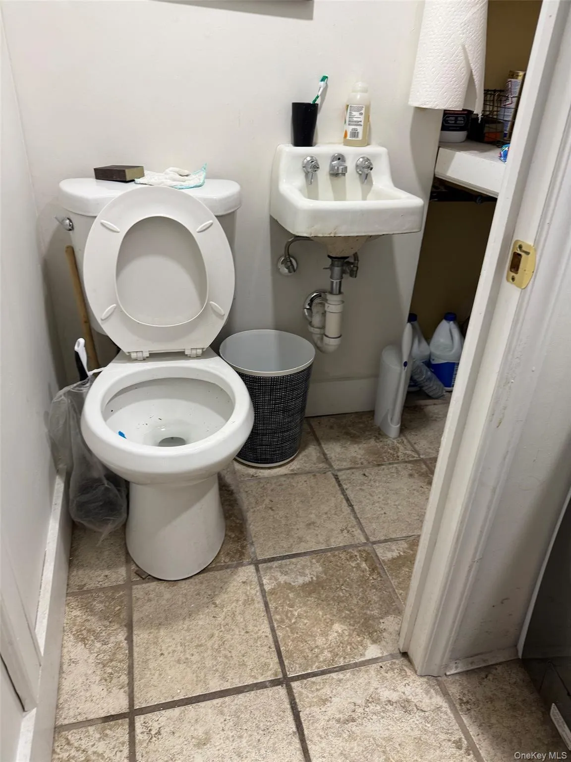 16904 22ND Avenue, New York, NY, 3 Bedrooms Bedrooms, 5 Rooms Rooms,1 BathroomBathrooms,Residential,For Rent,22ND,0,974127 16904 22ND Avenue, New York, NY, 3 Bedrooms Bedrooms, 5 Rooms Rooms,1 BathroomBathrooms,Residential,For Rent,22ND,0,974127