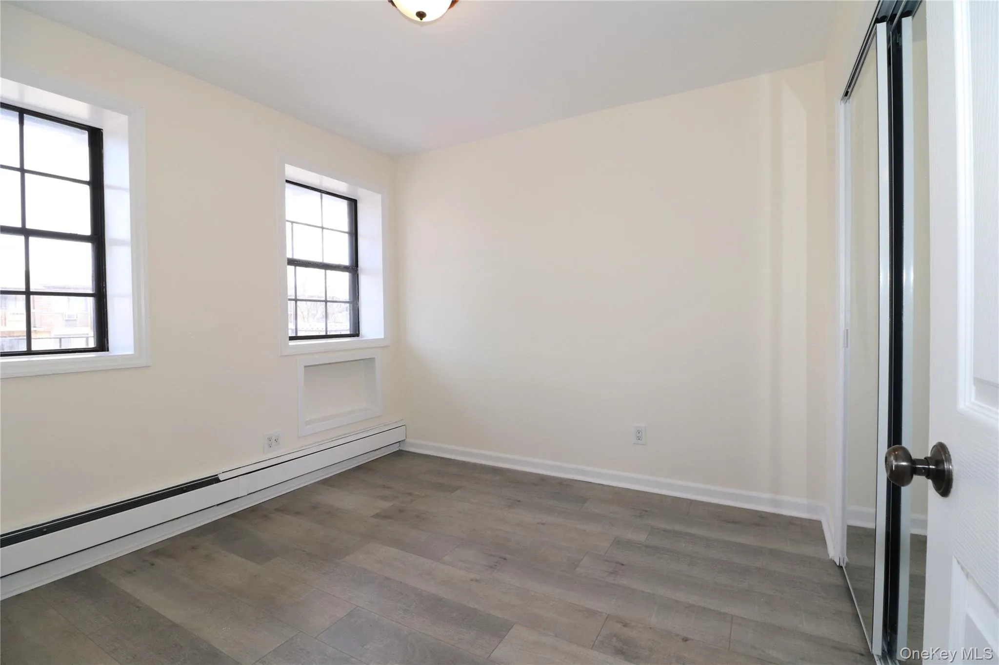 151-18 79th Street, New York, NY, 3 Bedrooms Bedrooms, 6 Rooms Rooms,2 BathroomsBathrooms,Residential,For Rent,79th,0,974134 151-18 79th Street, New York, NY, 3 Bedrooms Bedrooms, 6 Rooms Rooms,2 BathroomsBathrooms,Residential,For Rent,79th,0,974134