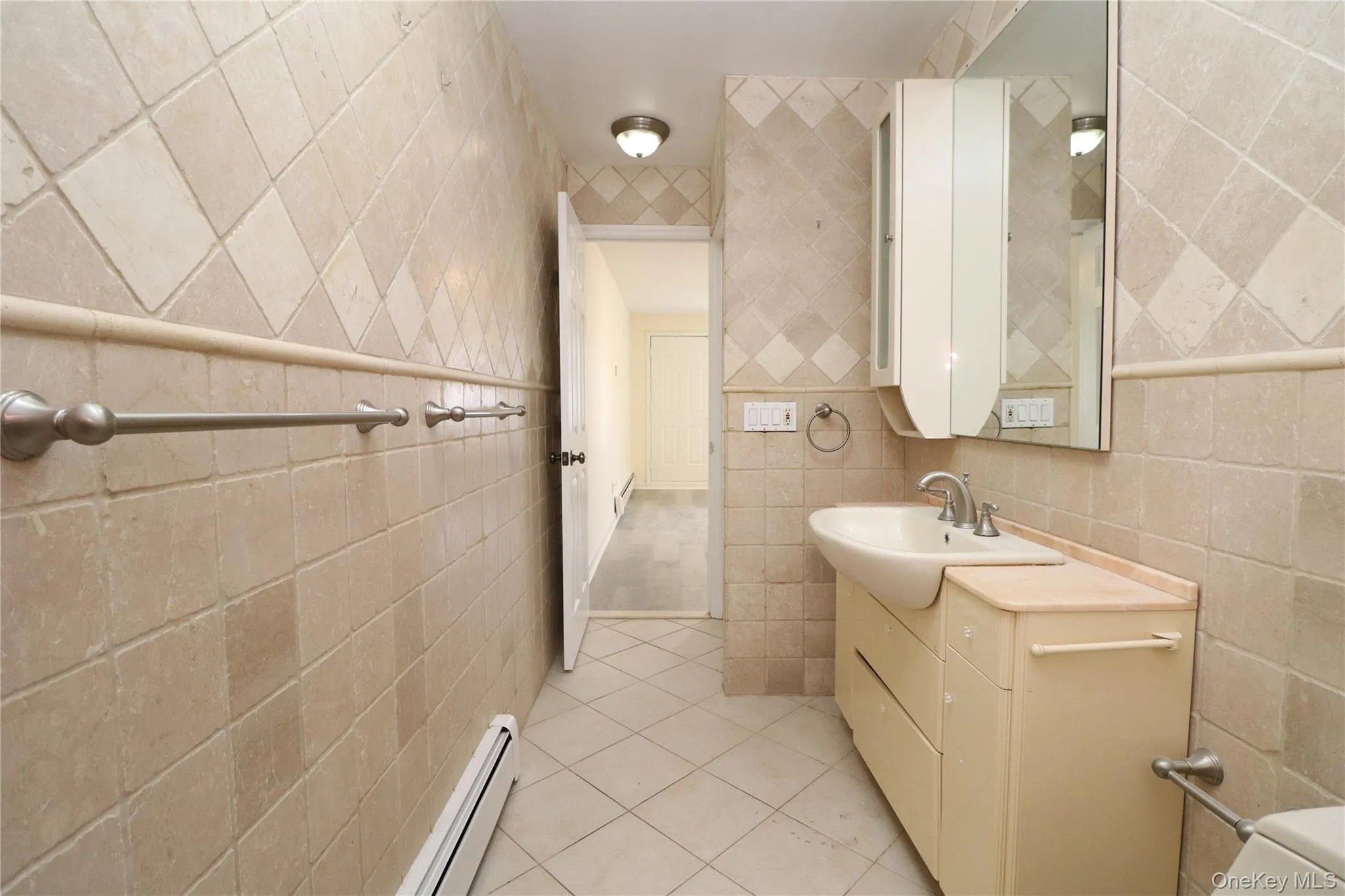 151-18 79th Street, New York, NY, 3 Bedrooms Bedrooms, 6 Rooms Rooms,2 BathroomsBathrooms,Residential,For Rent,79th,0,974134 151-18 79th Street, New York, NY, 3 Bedrooms Bedrooms, 6 Rooms Rooms,2 BathroomsBathrooms,Residential,For Rent,79th,0,974134