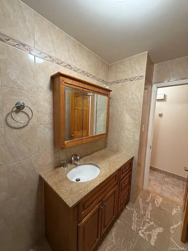 14728 22nd Avenue, New York, NY, 3 Bedrooms Bedrooms, 7 Rooms Rooms,1 BathroomBathrooms,Residential Lease,For Rent,22nd,0,974140 14728 22nd Avenue, New York, NY, 3 Bedrooms Bedrooms, 7 Rooms Rooms,1 BathroomBathrooms,Residential Lease,For Rent,22nd,0,974140