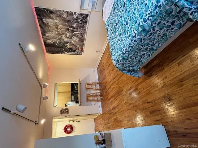 7510 Yellowstone Boulevard, New York, NY, 4 Rooms Rooms,1 BathroomBathrooms,Residential Lease,For Rent,Yellowstone,0,974155 7510 Yellowstone Boulevard, New York, NY, 4 Rooms Rooms,1 BathroomBathrooms,Residential Lease,For Rent,Yellowstone,0,974155