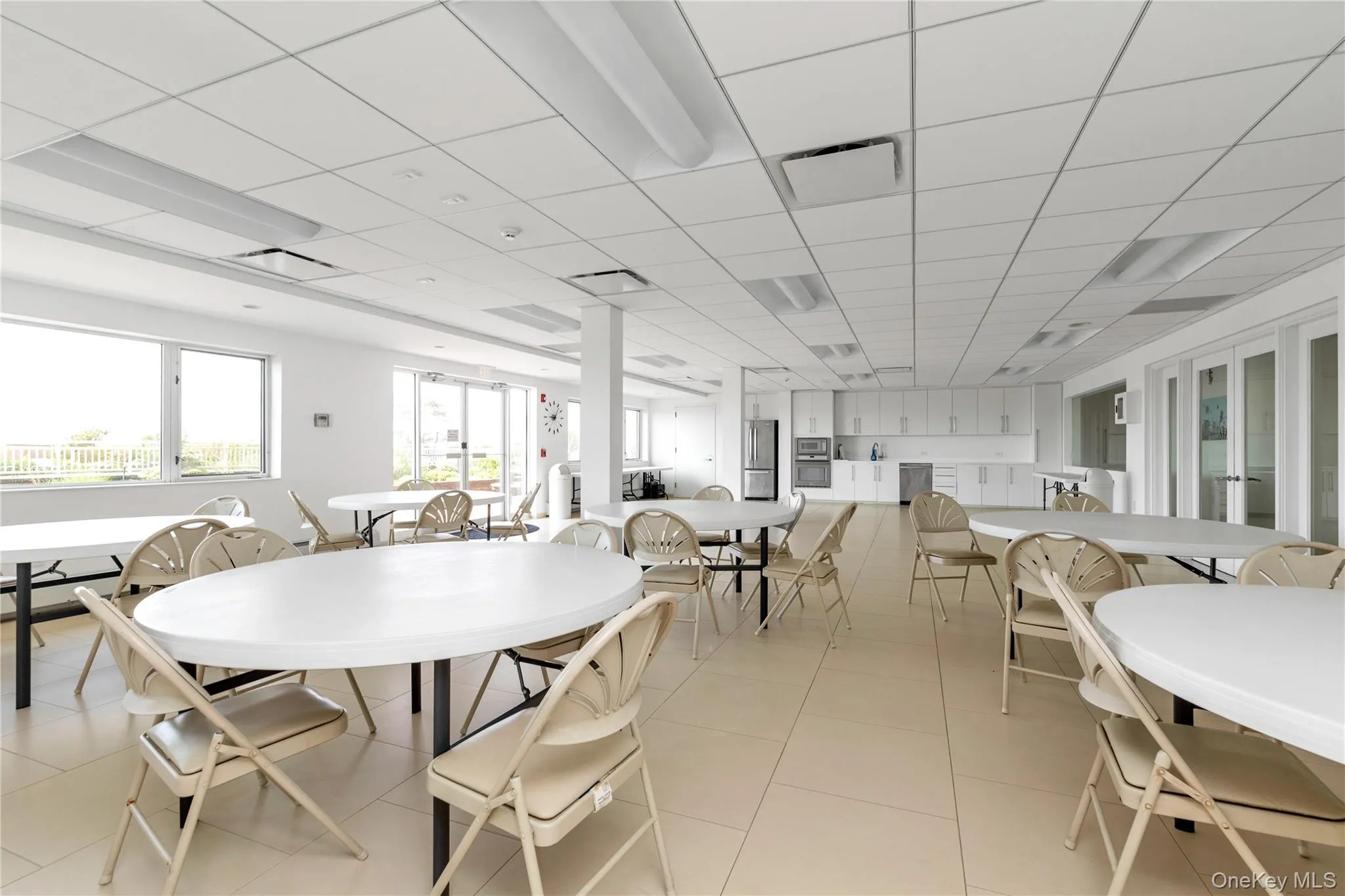 830 Shore Road, Long Beach, NY, 1 Room Rooms,1 BathroomBathrooms,Residential Lease,For Rent,Shore,0,974160 830 Shore Road, Long Beach, NY, 1 Room Rooms,1 BathroomBathrooms,Residential Lease,For Rent,Shore,0,974160