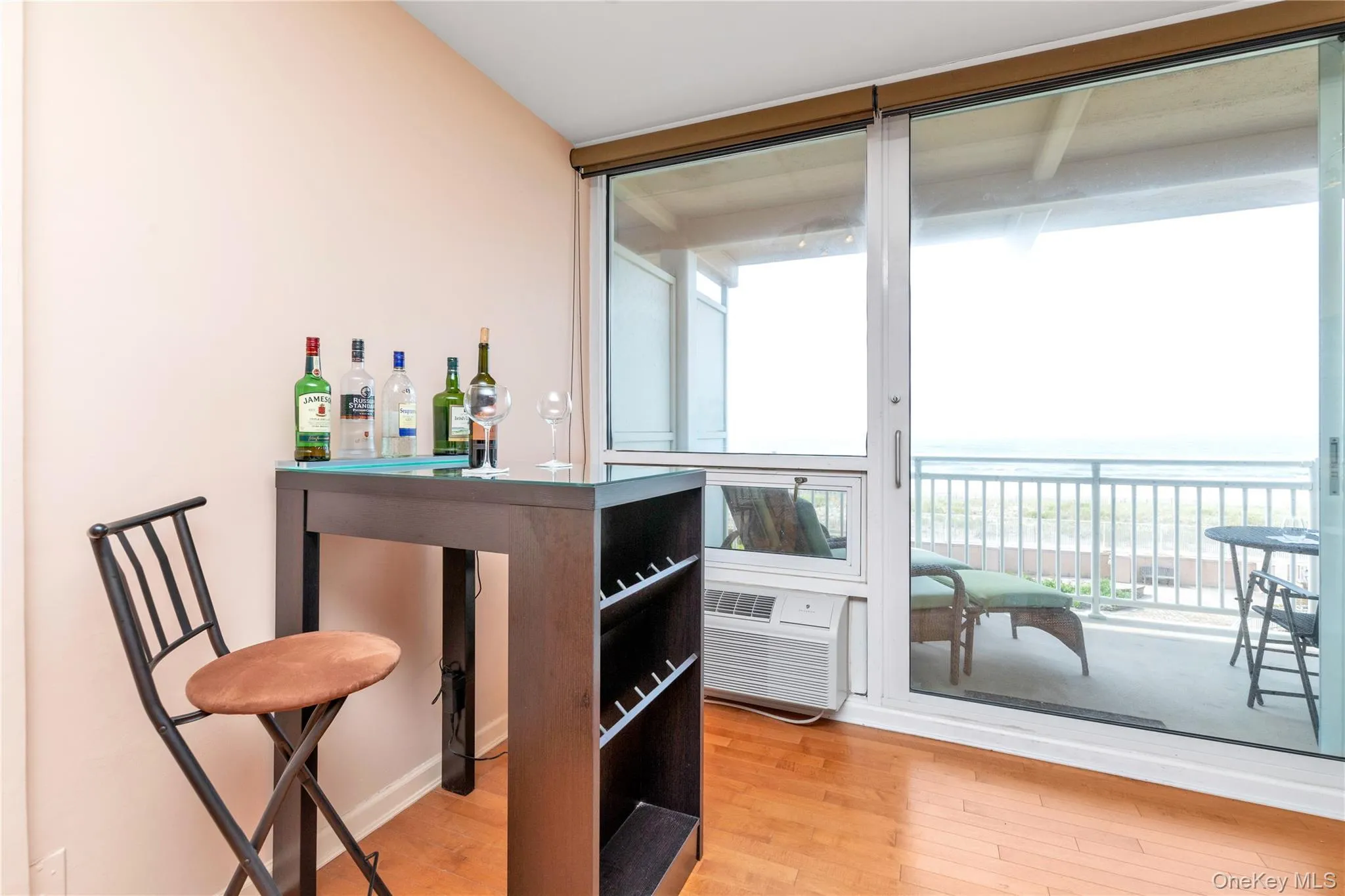 830 Shore Road, Long Beach, NY, 1 Room Rooms,1 BathroomBathrooms,Residential Lease,For Rent,Shore,0,974160 830 Shore Road, Long Beach, NY, 1 Room Rooms,1 BathroomBathrooms,Residential Lease,For Rent,Shore,0,974160