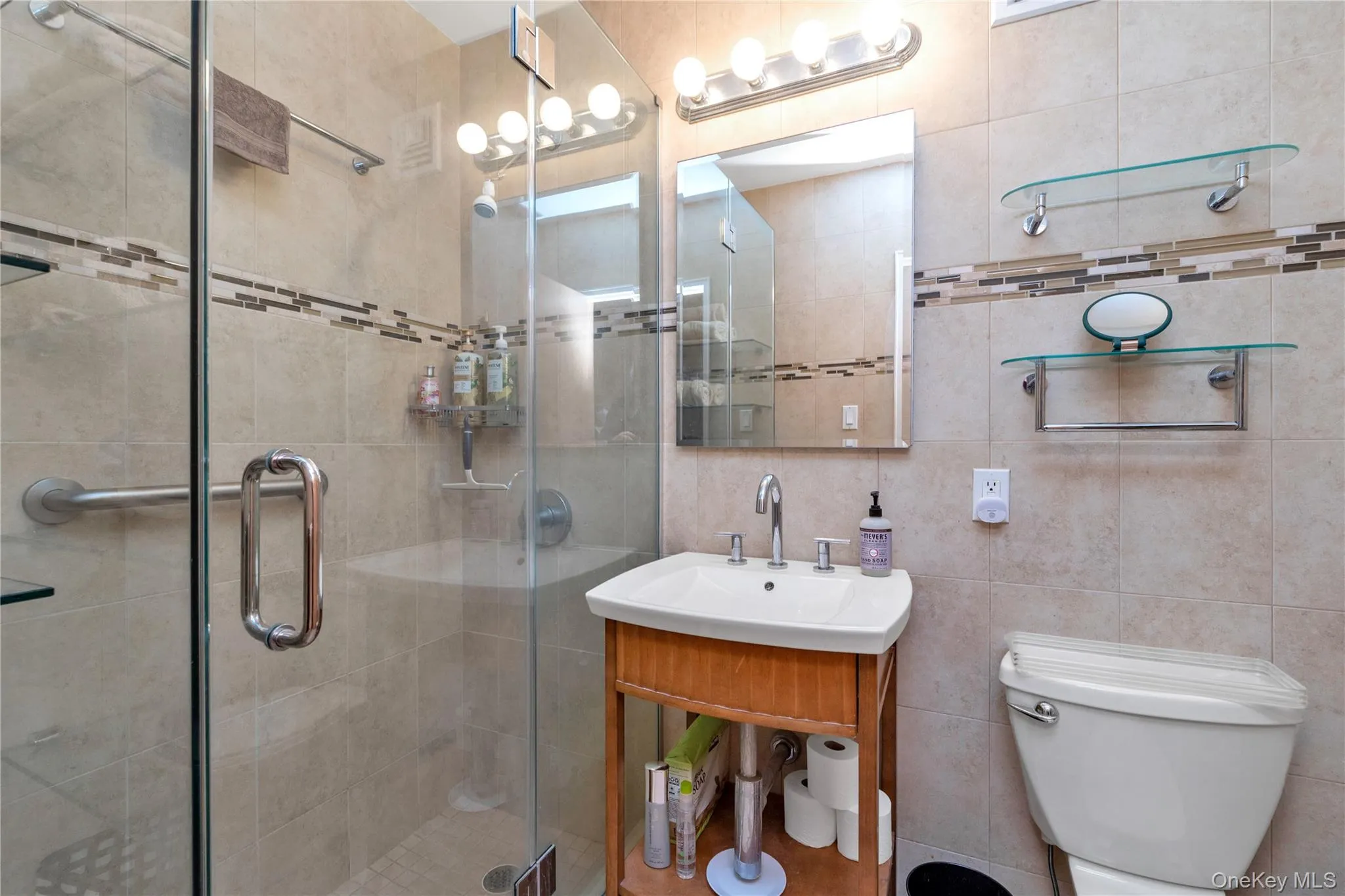 830 Shore Road, Long Beach, NY, 1 Room Rooms,1 BathroomBathrooms,Residential Lease,For Rent,Shore,0,974160 830 Shore Road, Long Beach, NY, 1 Room Rooms,1 BathroomBathrooms,Residential Lease,For Rent,Shore,0,974160