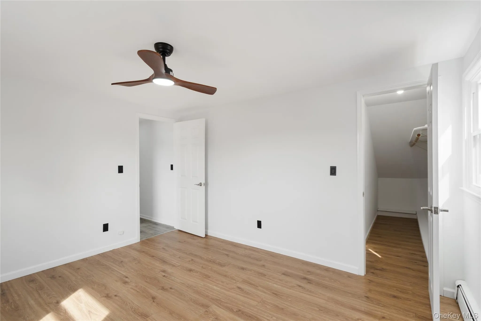 45 Wolfle Street, Glen Cove, NY, 2 Bedrooms Bedrooms, 5 Rooms Rooms,1 BathroomBathrooms,Residential Lease,For Rent,Wolfle,0,974178 45 Wolfle Street, Glen Cove, NY, 2 Bedrooms Bedrooms, 5 Rooms Rooms,1 BathroomBathrooms,Residential Lease,For Rent,Wolfle,0,974178