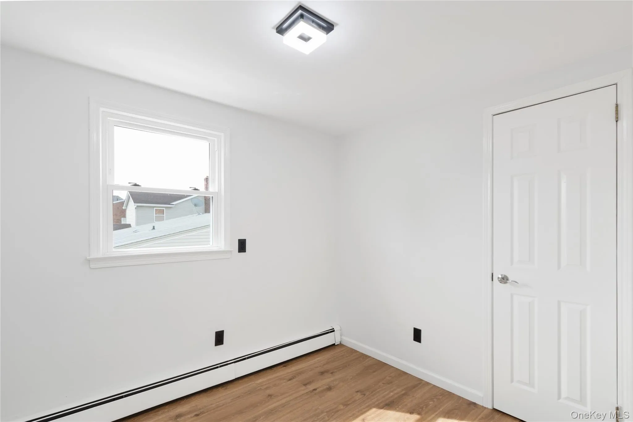 45 Wolfle Street, Glen Cove, NY, 2 Bedrooms Bedrooms, 5 Rooms Rooms,1 BathroomBathrooms,Residential Lease,For Rent,Wolfle,0,974178 45 Wolfle Street, Glen Cove, NY, 2 Bedrooms Bedrooms, 5 Rooms Rooms,1 BathroomBathrooms,Residential Lease,For Rent,Wolfle,0,974178