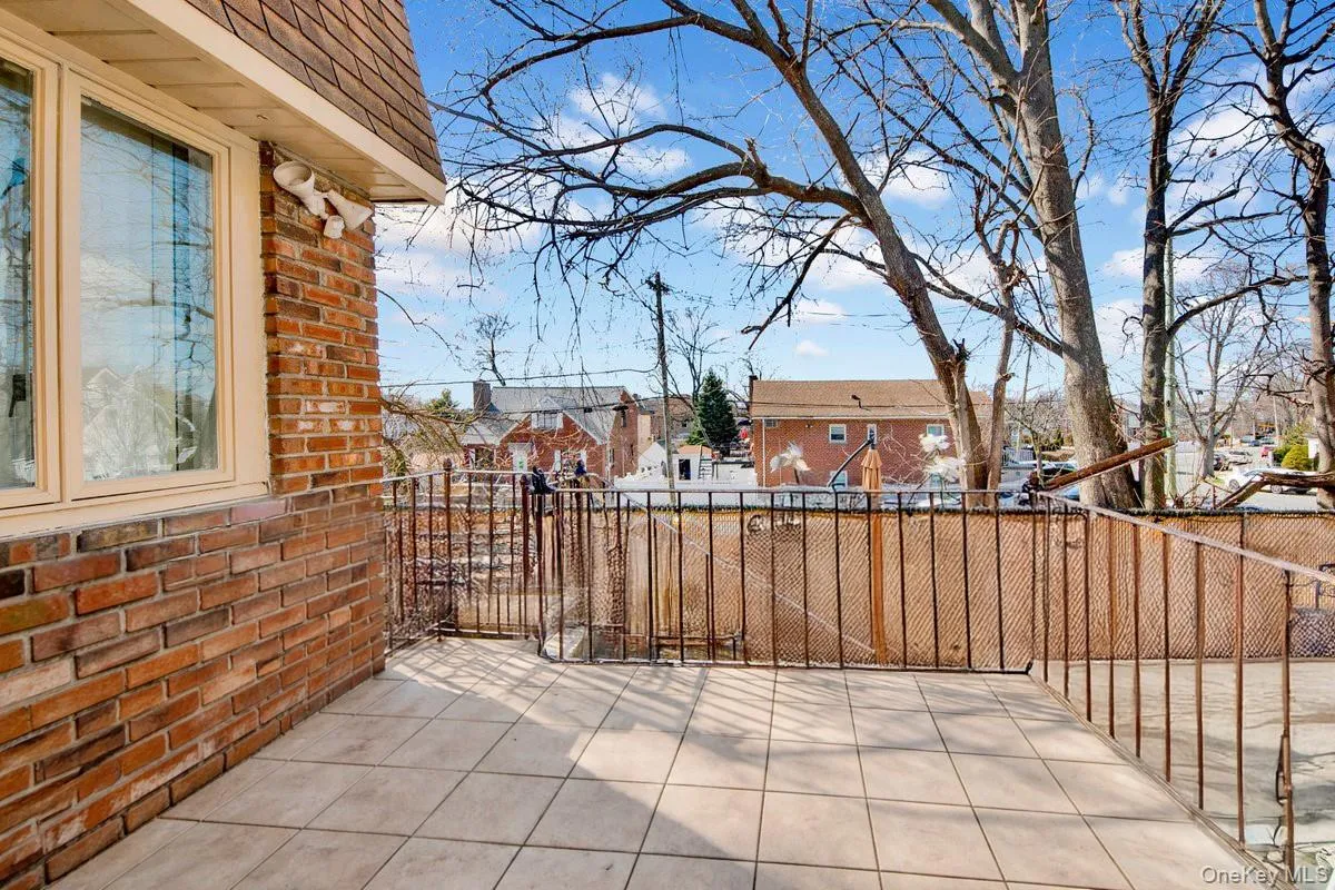 3252 Waterbury Avenue, New York, NY, 4 Bedrooms Bedrooms, 10 Rooms Rooms,3 BathroomsBathrooms,Residential,For Rent,Waterbury,0,974181 3252 Waterbury Avenue, New York, NY, 4 Bedrooms Bedrooms, 10 Rooms Rooms,3 BathroomsBathrooms,Residential,For Rent,Waterbury,0,974181