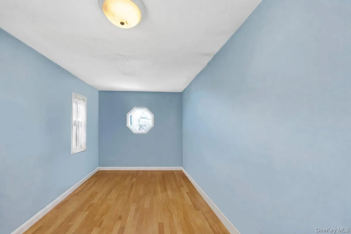 3252 Waterbury Avenue, New York, NY, 4 Bedrooms Bedrooms, 10 Rooms Rooms,3 BathroomsBathrooms,Residential,For Rent,Waterbury,0,974181 3252 Waterbury Avenue, New York, NY, 4 Bedrooms Bedrooms, 10 Rooms Rooms,3 BathroomsBathrooms,Residential,For Rent,Waterbury,0,974181