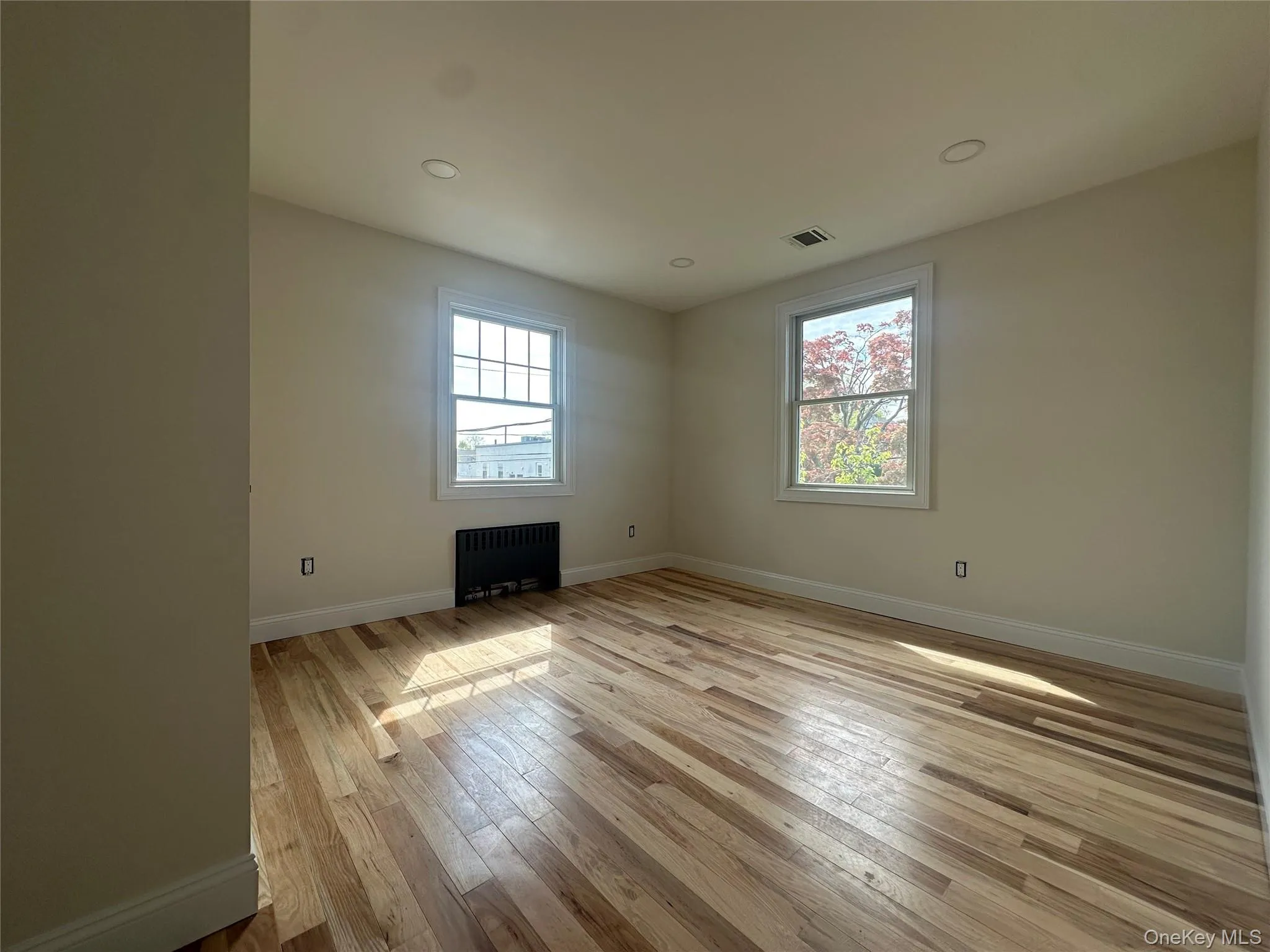 1 Alvin Street, Glen Cove, NY, 2 Bedrooms Bedrooms, 6 Rooms Rooms,2 BathroomsBathrooms,Residential Lease,For Rent,Alvin,0,974182 1 Alvin Street, Glen Cove, NY, 2 Bedrooms Bedrooms, 6 Rooms Rooms,2 BathroomsBathrooms,Residential Lease,For Rent,Alvin,0,974182