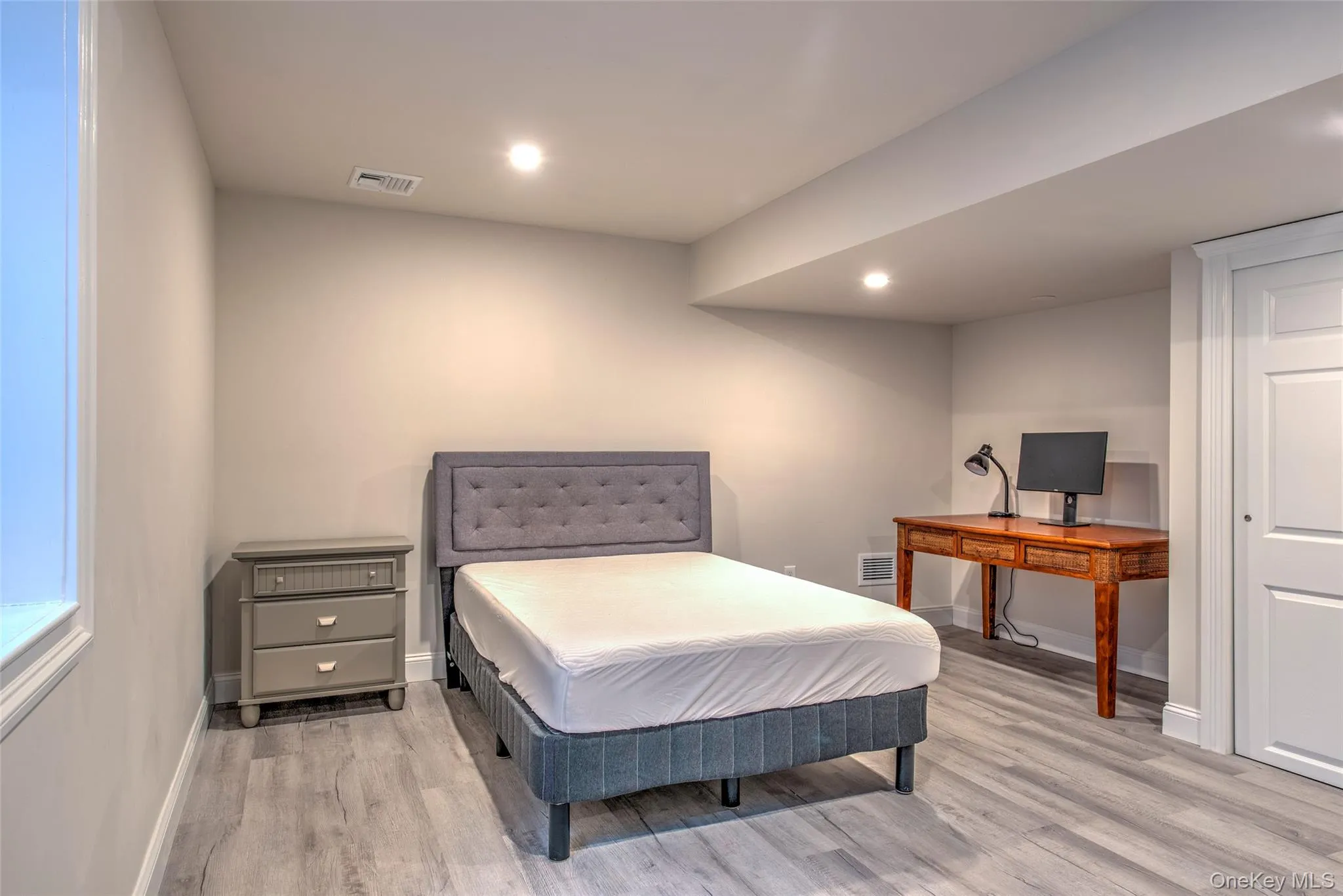 17 Cobbler Lane, Brookhaven, NY, 2 Bedrooms Bedrooms, 5 Rooms Rooms,1 BathroomBathrooms,Residential Lease,For Rent,Cobbler,0,974186 17 Cobbler Lane, Brookhaven, NY, 2 Bedrooms Bedrooms, 5 Rooms Rooms,1 BathroomBathrooms,Residential Lease,For Rent,Cobbler,0,974186