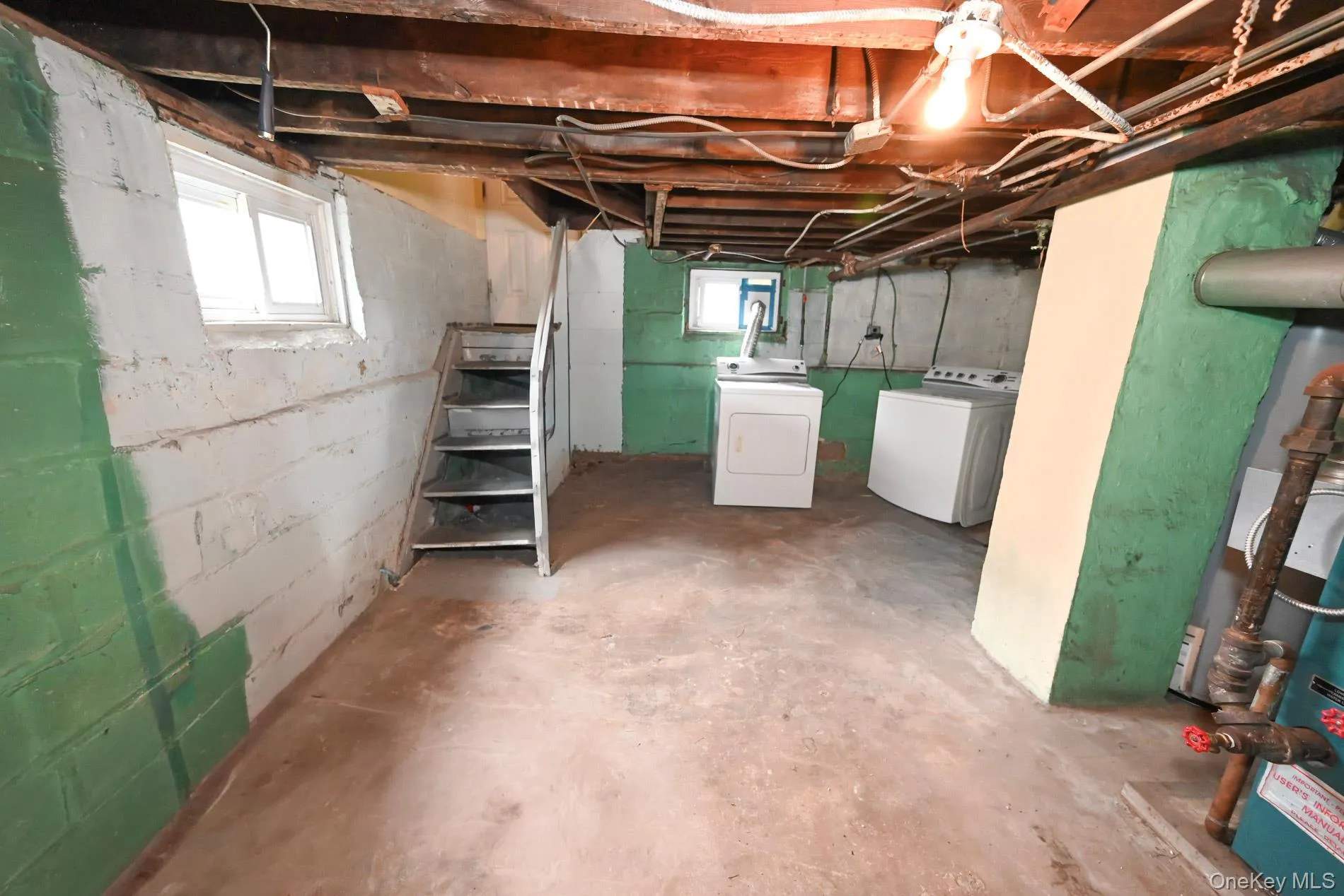 7025 71st Place, New York, NY, 3 Bedrooms Bedrooms, 7 Rooms Rooms,1 BathroomBathrooms,Residential,For Rent,71st,0,974223 7025 71st Place, New York, NY, 3 Bedrooms Bedrooms, 7 Rooms Rooms,1 BathroomBathrooms,Residential,For Rent,71st,0,974223