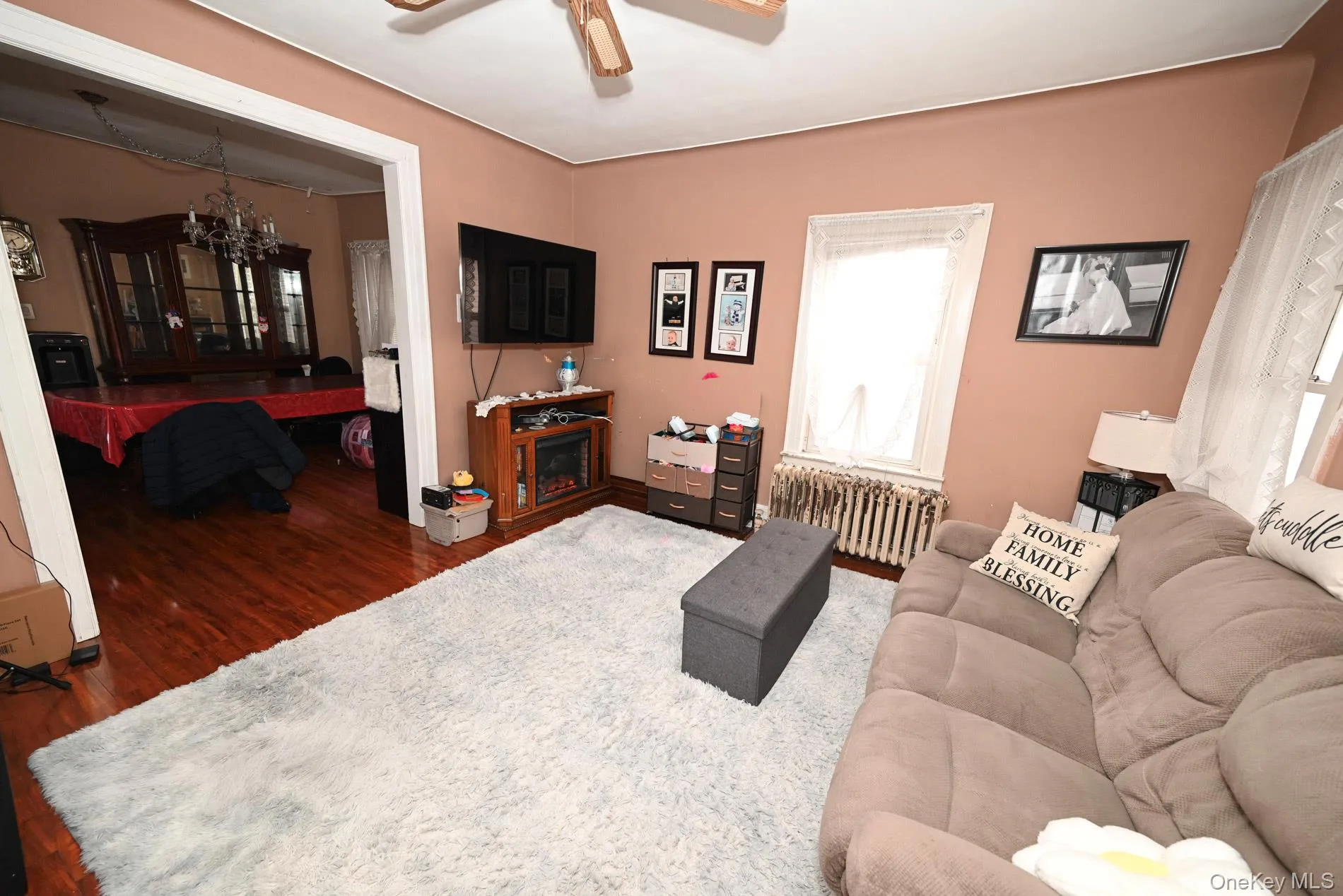 7025 71st Place, New York, NY, 3 Bedrooms Bedrooms, 7 Rooms Rooms,1 BathroomBathrooms,Residential,For Rent,71st,0,974223 7025 71st Place, New York, NY, 3 Bedrooms Bedrooms, 7 Rooms Rooms,1 BathroomBathrooms,Residential,For Rent,71st,0,974223