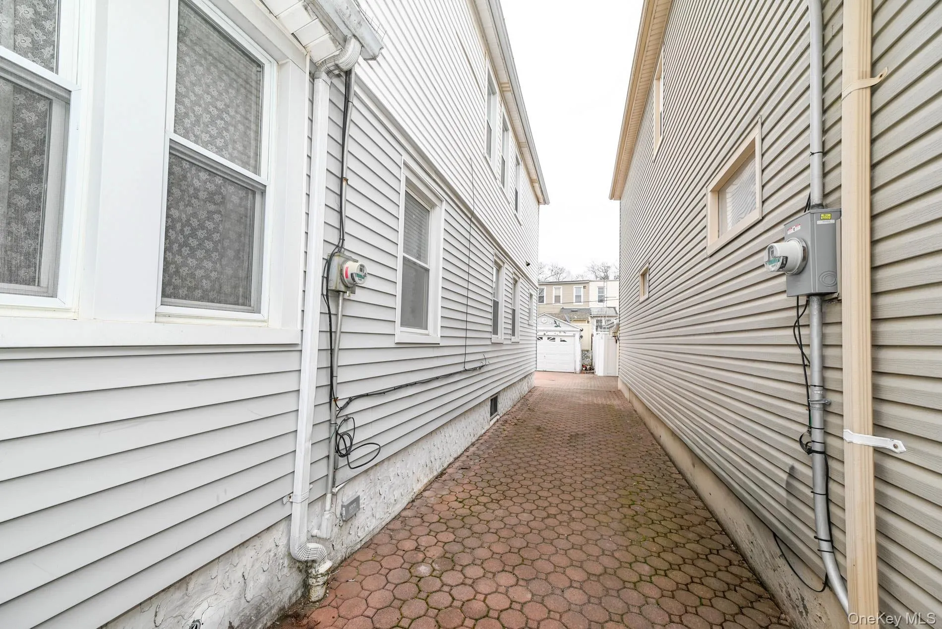 7025 71st Place, New York, NY, 3 Bedrooms Bedrooms, 7 Rooms Rooms,1 BathroomBathrooms,Residential,For Rent,71st,0,974223 7025 71st Place, New York, NY, 3 Bedrooms Bedrooms, 7 Rooms Rooms,1 BathroomBathrooms,Residential,For Rent,71st,0,974223