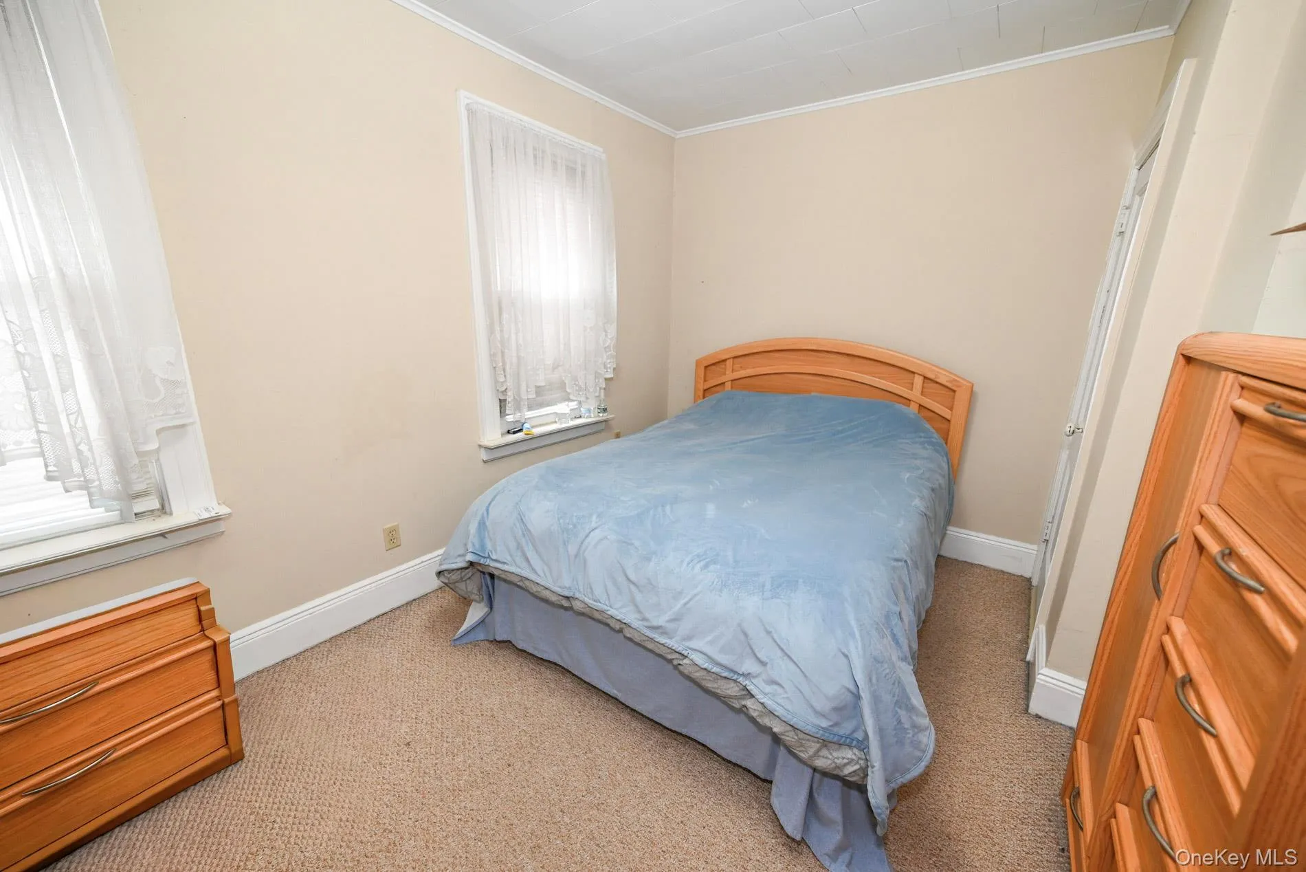 7025 71st Place, New York, NY, 3 Bedrooms Bedrooms, 7 Rooms Rooms,1 BathroomBathrooms,Residential,For Rent,71st,0,974223 7025 71st Place, New York, NY, 3 Bedrooms Bedrooms, 7 Rooms Rooms,1 BathroomBathrooms,Residential,For Rent,71st,0,974223