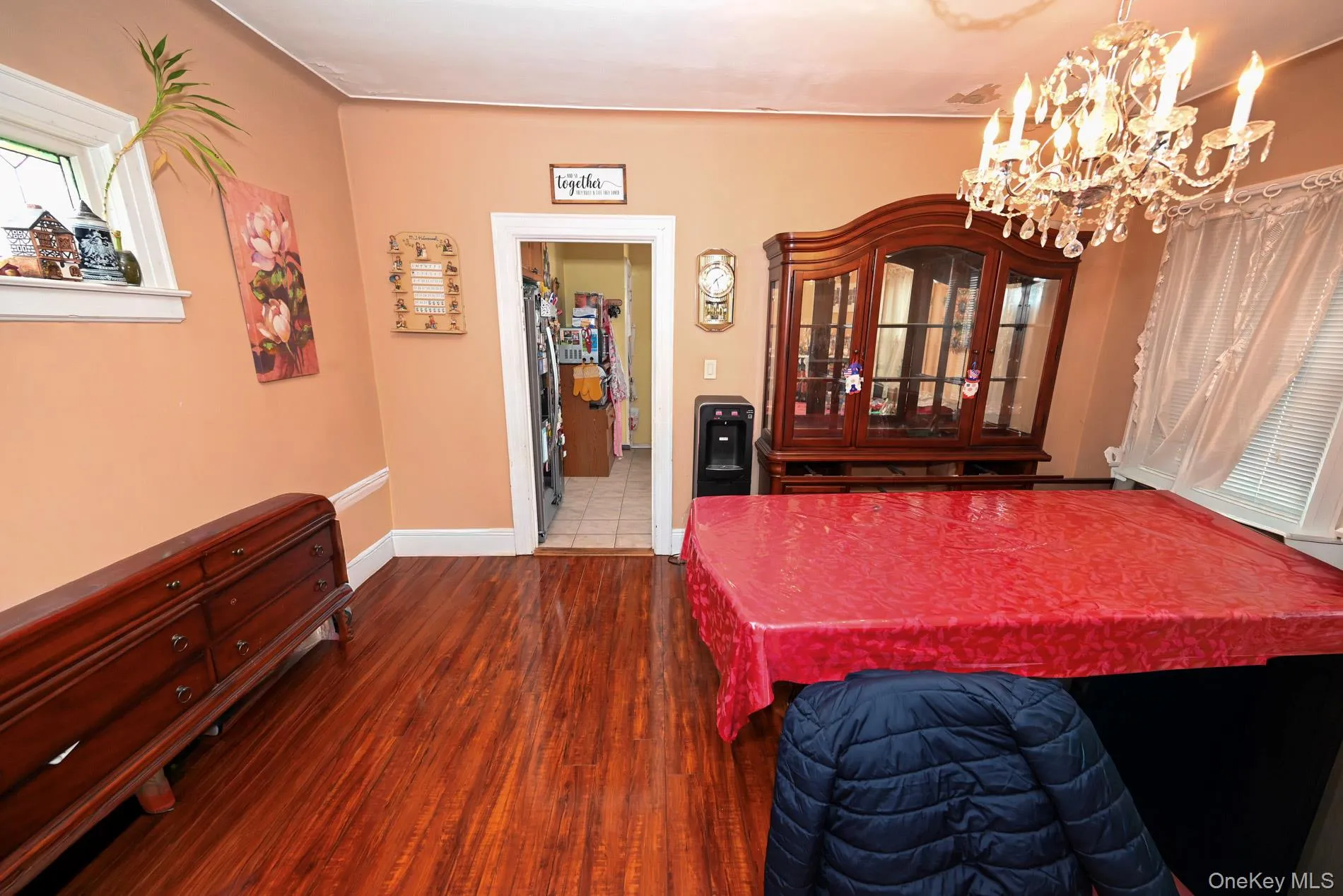 7025 71st Place, New York, NY, 3 Bedrooms Bedrooms, 7 Rooms Rooms,1 BathroomBathrooms,Residential,For Rent,71st,0,974223 7025 71st Place, New York, NY, 3 Bedrooms Bedrooms, 7 Rooms Rooms,1 BathroomBathrooms,Residential,For Rent,71st,0,974223