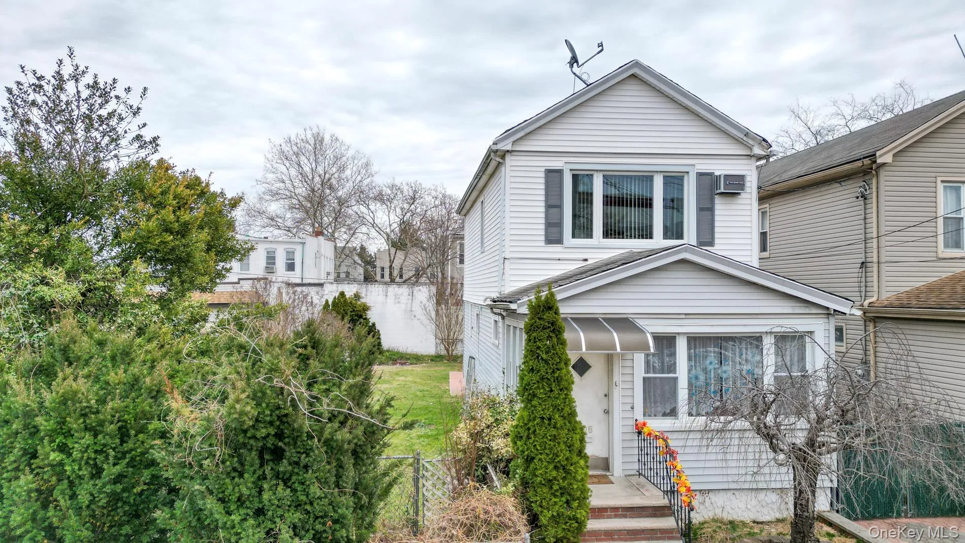 7025 71st Place, New York, NY, 3 Bedrooms Bedrooms, 7 Rooms Rooms,1 BathroomBathrooms,Residential,For Rent,71st,0,974223 7025 71st Place, New York, NY, 3 Bedrooms Bedrooms, 7 Rooms Rooms,1 BathroomBathrooms,Residential,For Rent,71st,0,974223