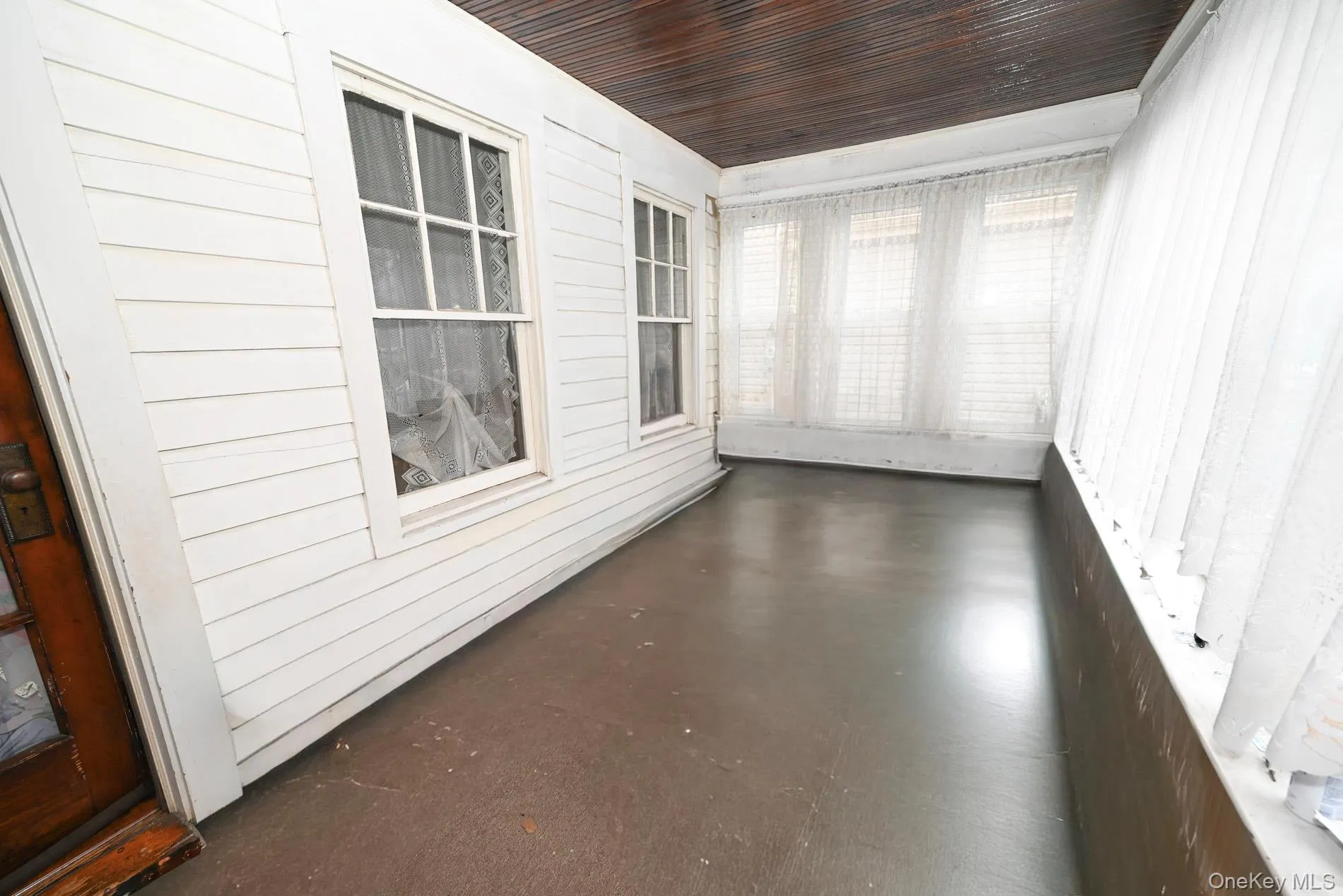 7025 71st Place, New York, NY, 3 Bedrooms Bedrooms, 7 Rooms Rooms,1 BathroomBathrooms,Residential,For Rent,71st,0,974223 7025 71st Place, New York, NY, 3 Bedrooms Bedrooms, 7 Rooms Rooms,1 BathroomBathrooms,Residential,For Rent,71st,0,974223