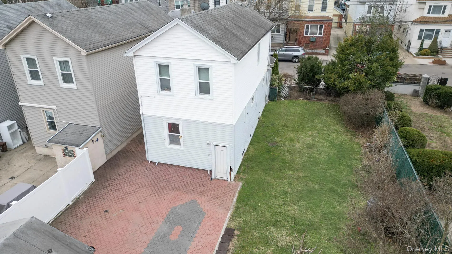 7025 71st Place, New York, NY, 3 Bedrooms Bedrooms, 7 Rooms Rooms,1 BathroomBathrooms,Residential,For Rent,71st,0,974223 7025 71st Place, New York, NY, 3 Bedrooms Bedrooms, 7 Rooms Rooms,1 BathroomBathrooms,Residential,For Rent,71st,0,974223