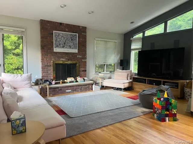 36 Coolidge Avenue, Oyster Bay, NY, 3 Bedrooms Bedrooms, 6 Rooms Rooms,1 BathroomBathrooms,Residential Lease,For Rent,Coolidge,0,974230 36 Coolidge Avenue, Oyster Bay, NY, 3 Bedrooms Bedrooms, 6 Rooms Rooms,1 BathroomBathrooms,Residential Lease,For Rent,Coolidge,0,974230