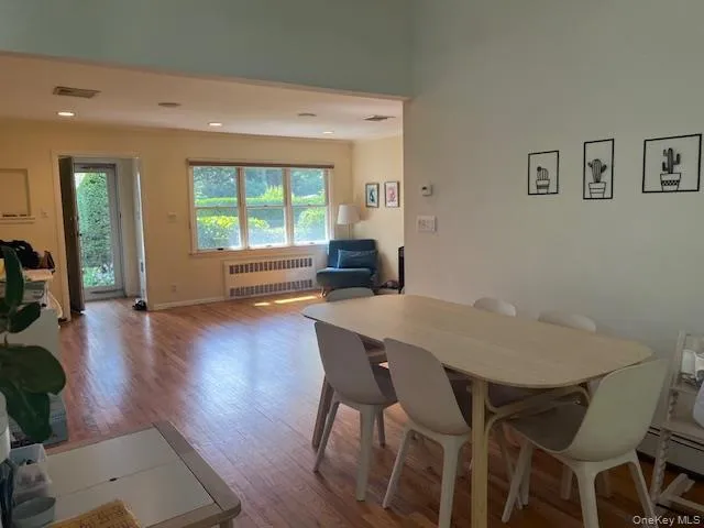 36 Coolidge Avenue, Oyster Bay, NY, 3 Bedrooms Bedrooms, 6 Rooms Rooms,1 BathroomBathrooms,Residential Lease,For Rent,Coolidge,0,974230 36 Coolidge Avenue, Oyster Bay, NY, 3 Bedrooms Bedrooms, 6 Rooms Rooms,1 BathroomBathrooms,Residential Lease,For Rent,Coolidge,0,974230