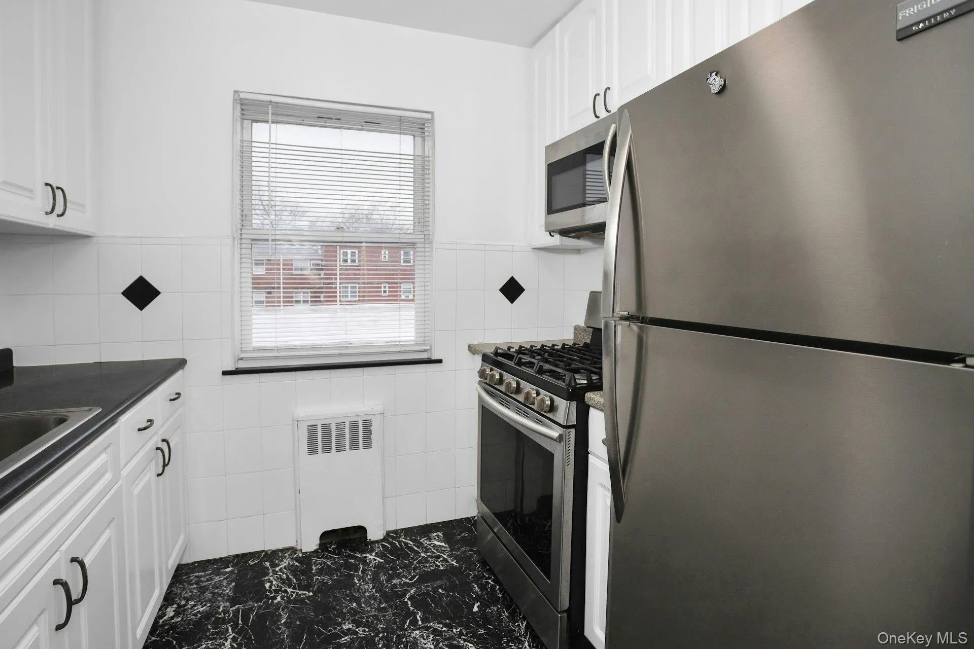 198-28 Pompeii Avenue, New York, NY, 1 Bedroom Bedrooms, 4 Rooms Rooms,1 BathroomBathrooms,Residential,For Rent,Pompeii,0,KEY974238 198-28 Pompeii Avenue, New York, NY, 1 Bedroom Bedrooms, 4 Rooms Rooms,1 BathroomBathrooms,Residential,For Rent,Pompeii,0,KEY974238