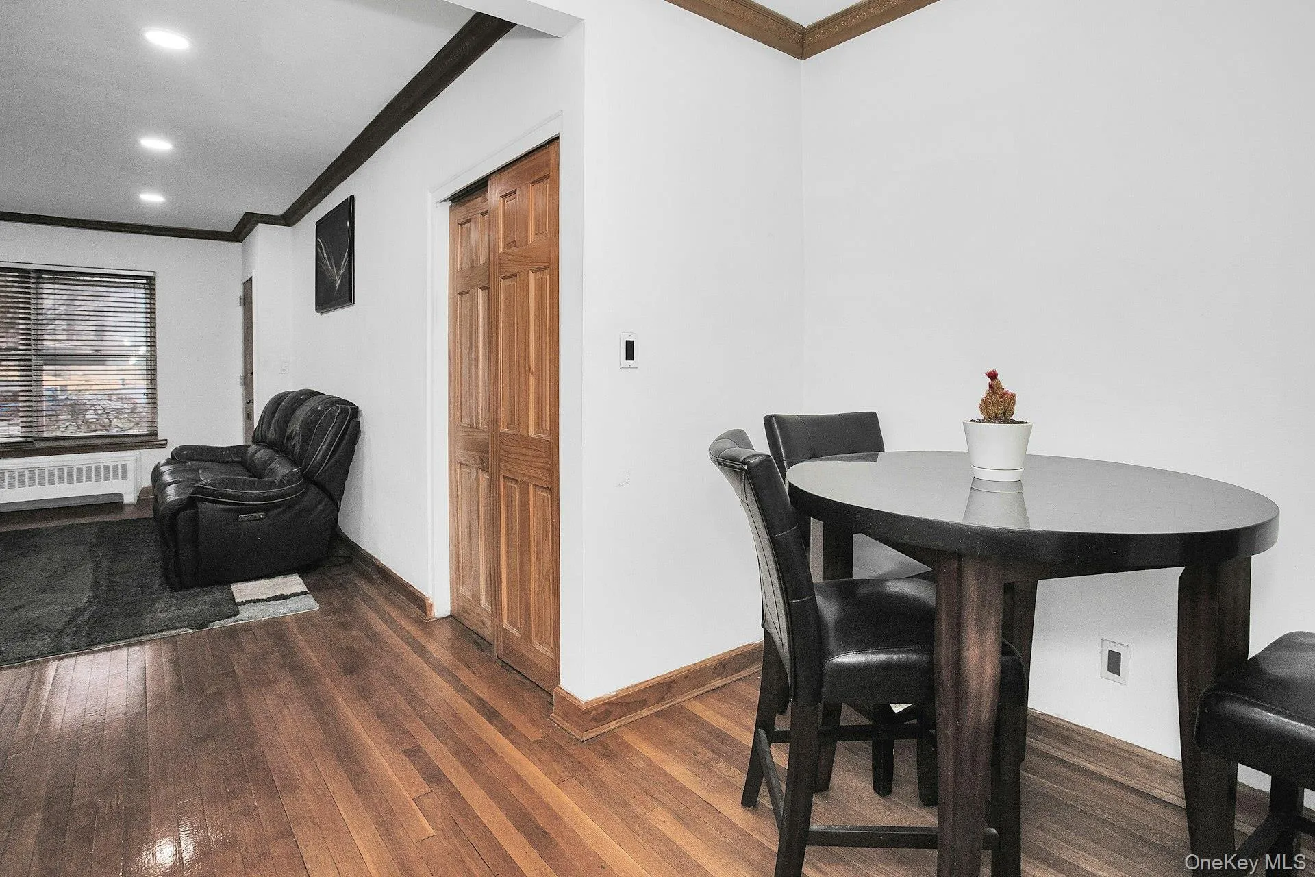 198-28 Pompeii Avenue, New York, NY, 1 Bedroom Bedrooms, 4 Rooms Rooms,1 BathroomBathrooms,Residential,For Rent,Pompeii,0,KEY974238 198-28 Pompeii Avenue, New York, NY, 1 Bedroom Bedrooms, 4 Rooms Rooms,1 BathroomBathrooms,Residential,For Rent,Pompeii,0,KEY974238