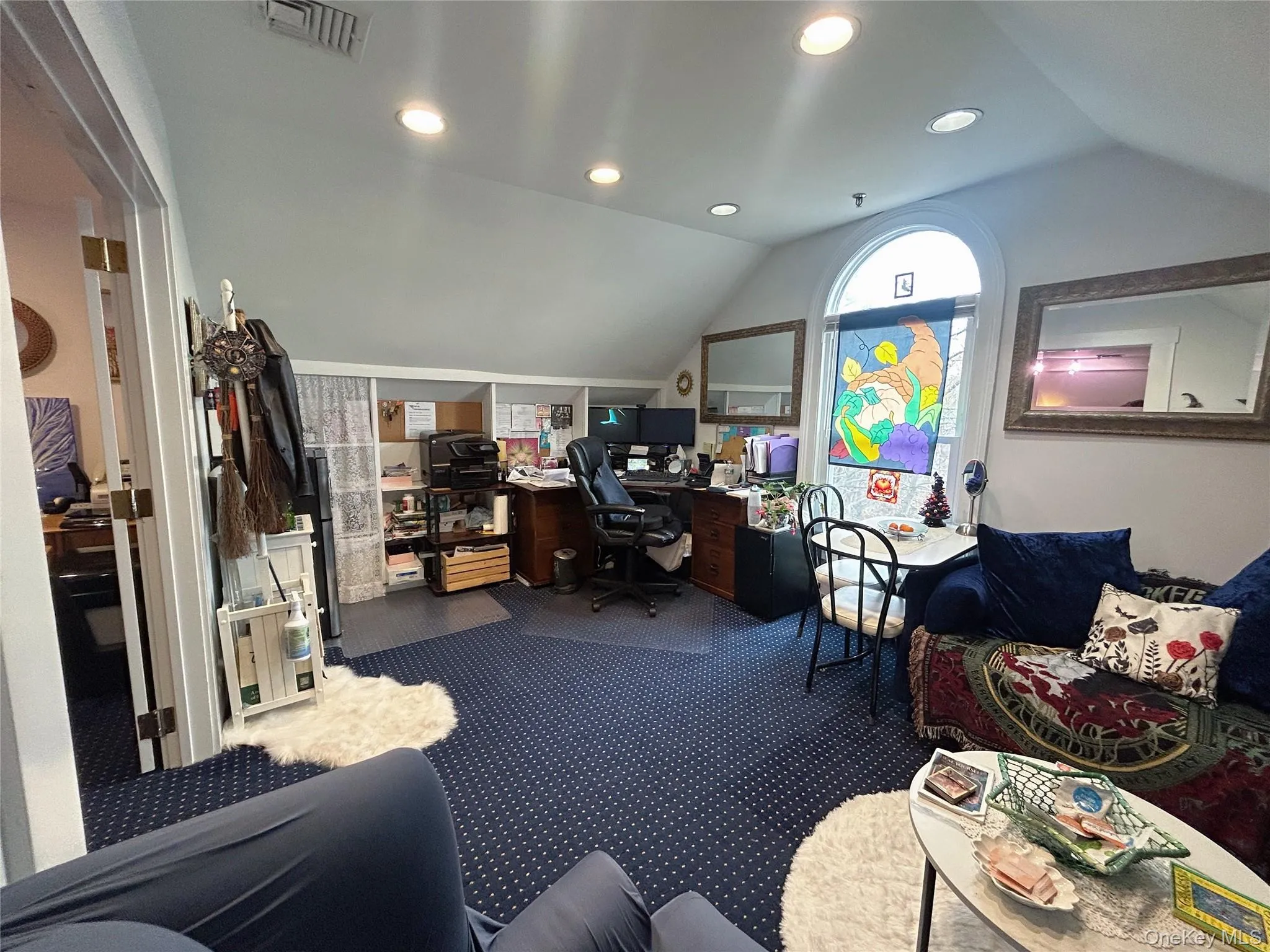Large private office Large private office