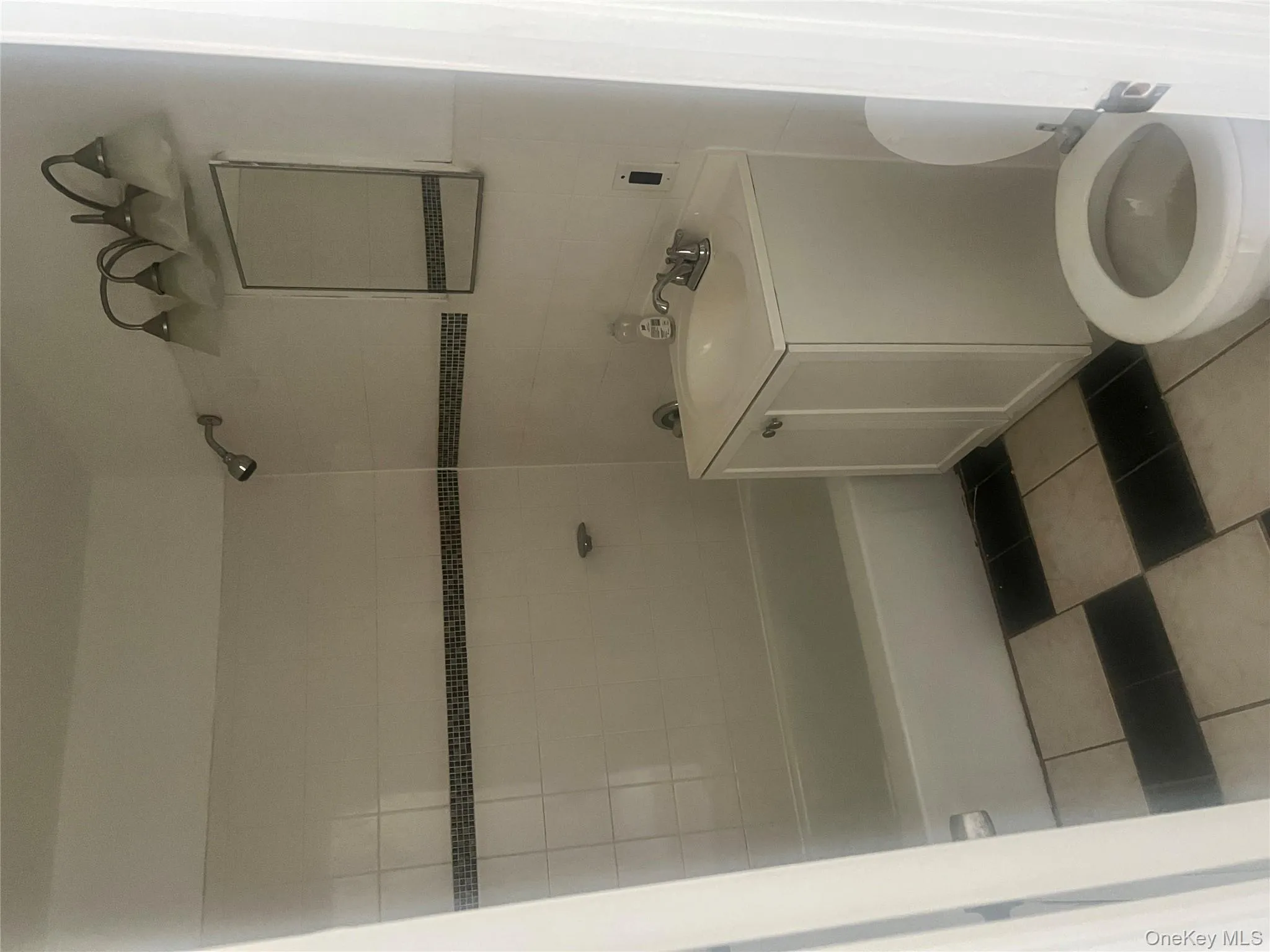 1411 Chandler Street, New York, NY, 1 Bedroom Bedrooms, 1 Room Rooms,1 BathroomBathrooms,Residential Lease,For Rent,Chandler,0,974255 1411 Chandler Street, New York, NY, 1 Bedroom Bedrooms, 1 Room Rooms,1 BathroomBathrooms,Residential Lease,For Rent,Chandler,0,974255