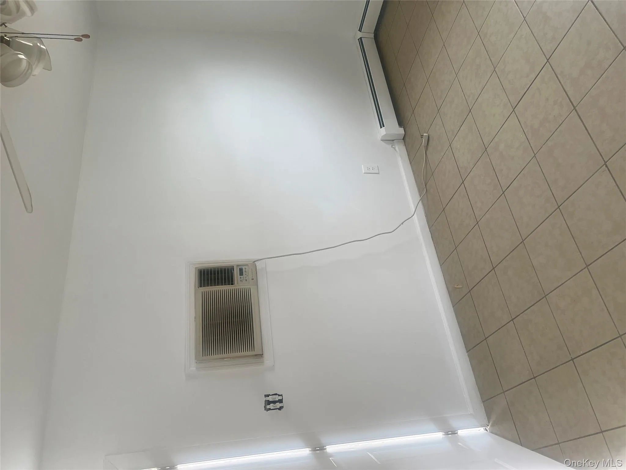 1411 Chandler Street, New York, NY, 1 Bedroom Bedrooms, 1 Room Rooms,1 BathroomBathrooms,Residential Lease,For Rent,Chandler,0,974255 1411 Chandler Street, New York, NY, 1 Bedroom Bedrooms, 1 Room Rooms,1 BathroomBathrooms,Residential Lease,For Rent,Chandler,0,974255