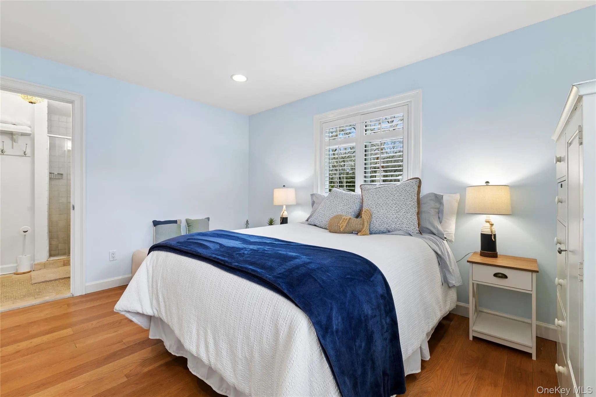 10 Foxboro Road, Southampton, NY, 4 Bedrooms Bedrooms, 11 Rooms Rooms,2 BathroomsBathrooms,Residential Lease,For Rent,Foxboro,0,974265 10 Foxboro Road, Southampton, NY, 4 Bedrooms Bedrooms, 11 Rooms Rooms,2 BathroomsBathrooms,Residential Lease,For Rent,Foxboro,0,974265