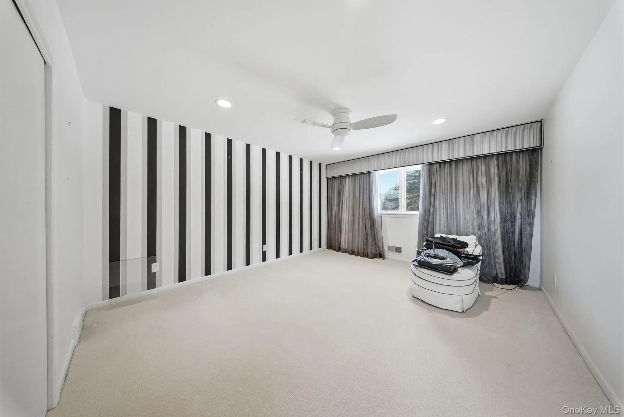 2nd Bedroom 2nd Bedroom