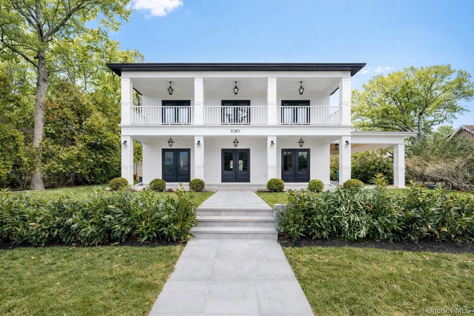 40 Waters Edge Road, Southampton, New York 11968