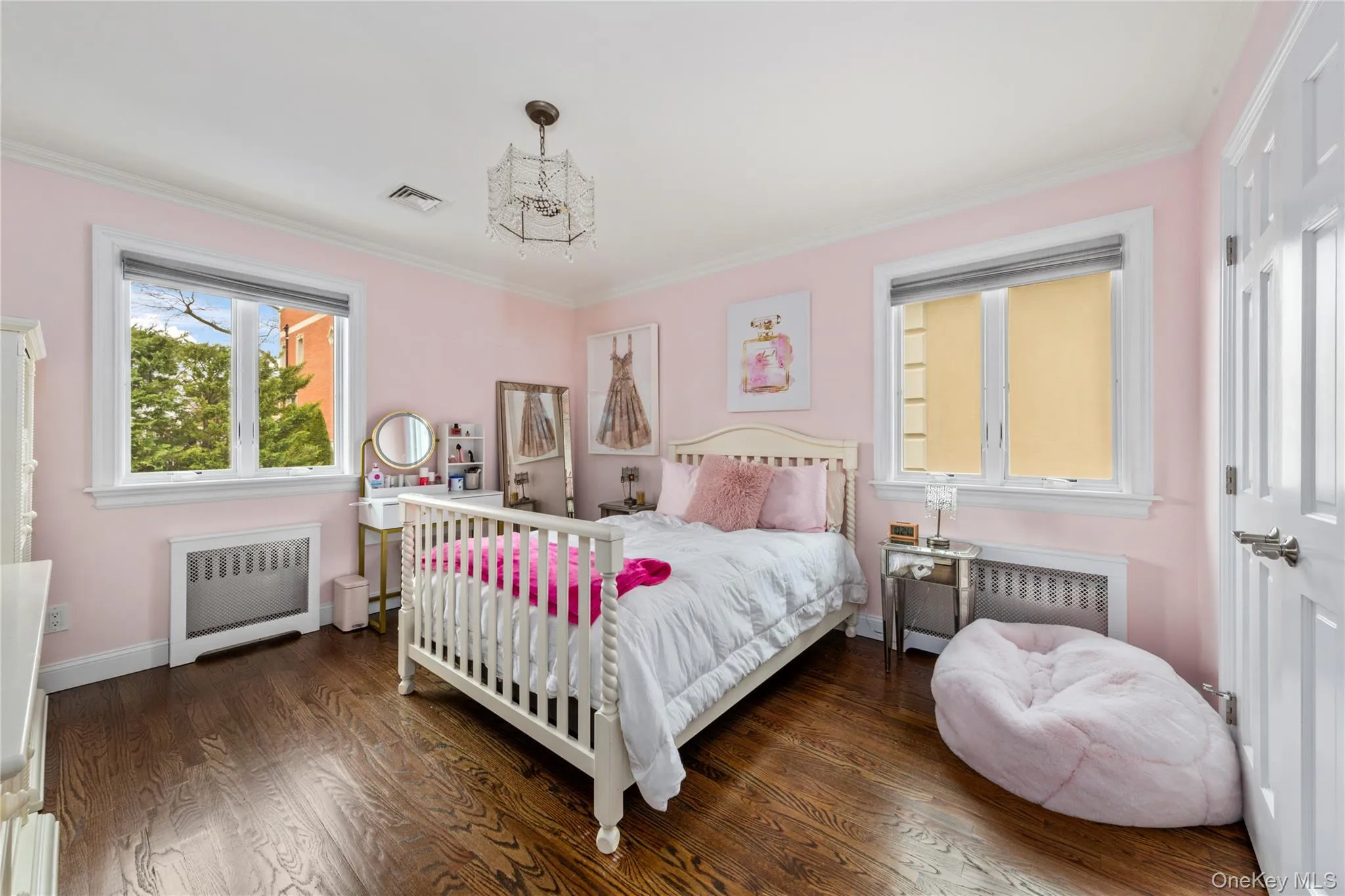 15496 Riverside Drive, New York, NY, 4 Bedrooms Bedrooms, 10 Rooms Rooms,2 BathroomsBathrooms,Residential,For Rent,Riverside,0,974294 15496 Riverside Drive, New York, NY, 4 Bedrooms Bedrooms, 10 Rooms Rooms,2 BathroomsBathrooms,Residential,For Rent,Riverside,0,974294