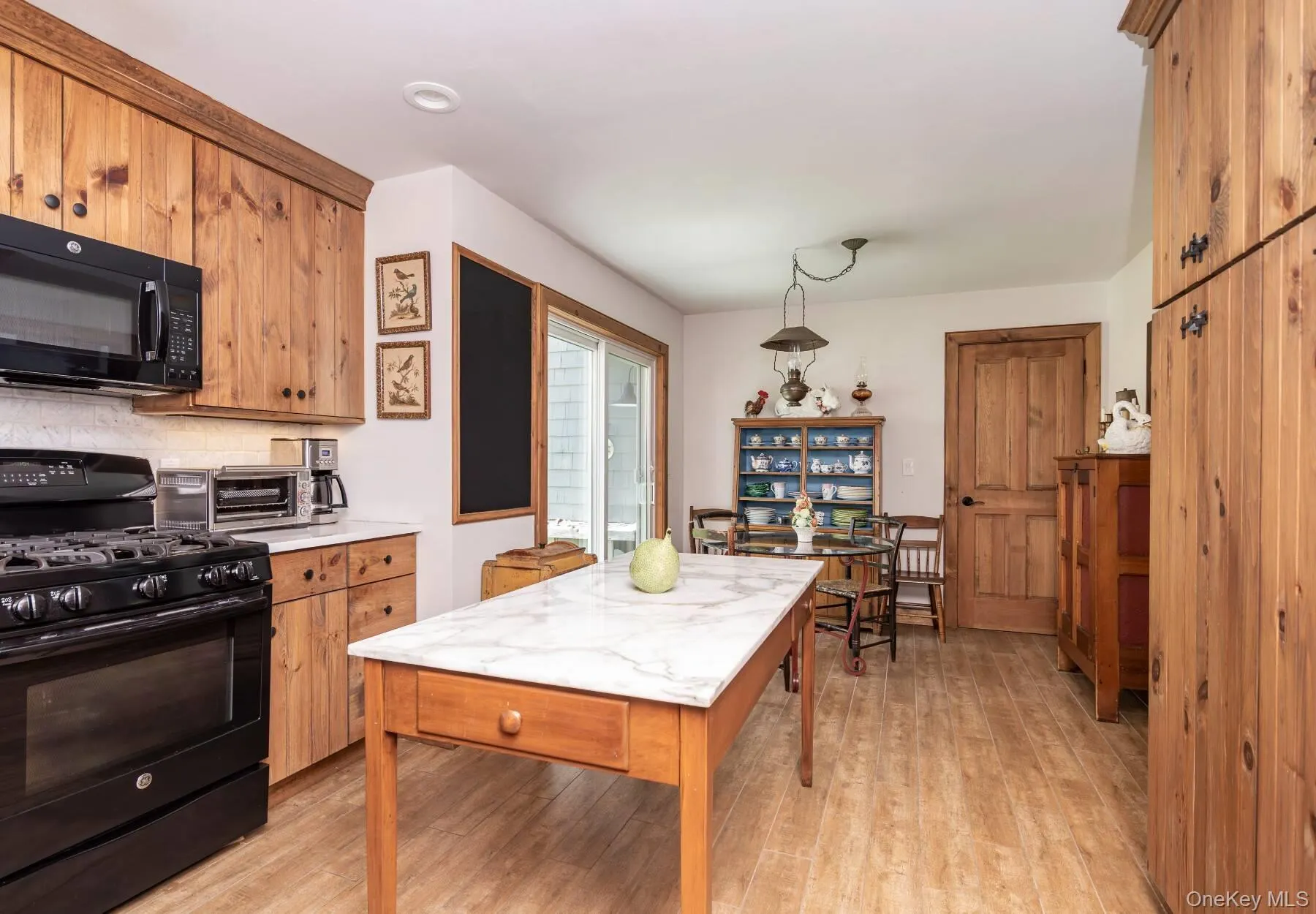 61 Huckleberry Lane, East Hampton, NY, 4 Bedrooms Bedrooms, 10 Rooms Rooms,3 BathroomsBathrooms,Residential Lease,For Rent,Huckleberry,0,974305 61 Huckleberry Lane, East Hampton, NY, 4 Bedrooms Bedrooms, 10 Rooms Rooms,3 BathroomsBathrooms,Residential Lease,For Rent,Huckleberry,0,974305