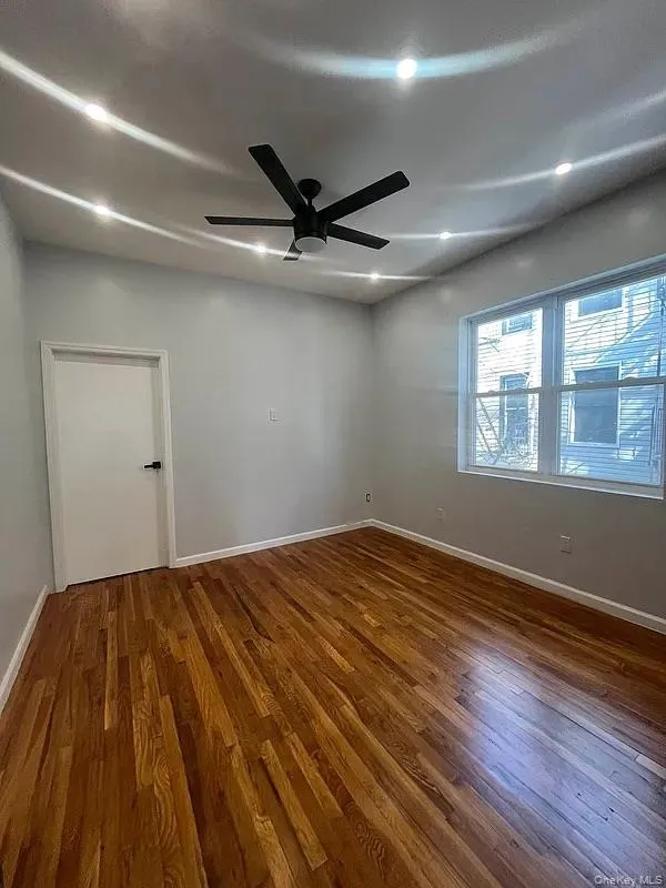 48 Weirfield Street, New York, NY, 3 Bedrooms Bedrooms, 5 Rooms Rooms,1 BathroomBathrooms,Residential Lease,For Rent,Weirfield,0,974306 48 Weirfield Street, New York, NY, 3 Bedrooms Bedrooms, 5 Rooms Rooms,1 BathroomBathrooms,Residential Lease,For Rent,Weirfield,0,974306