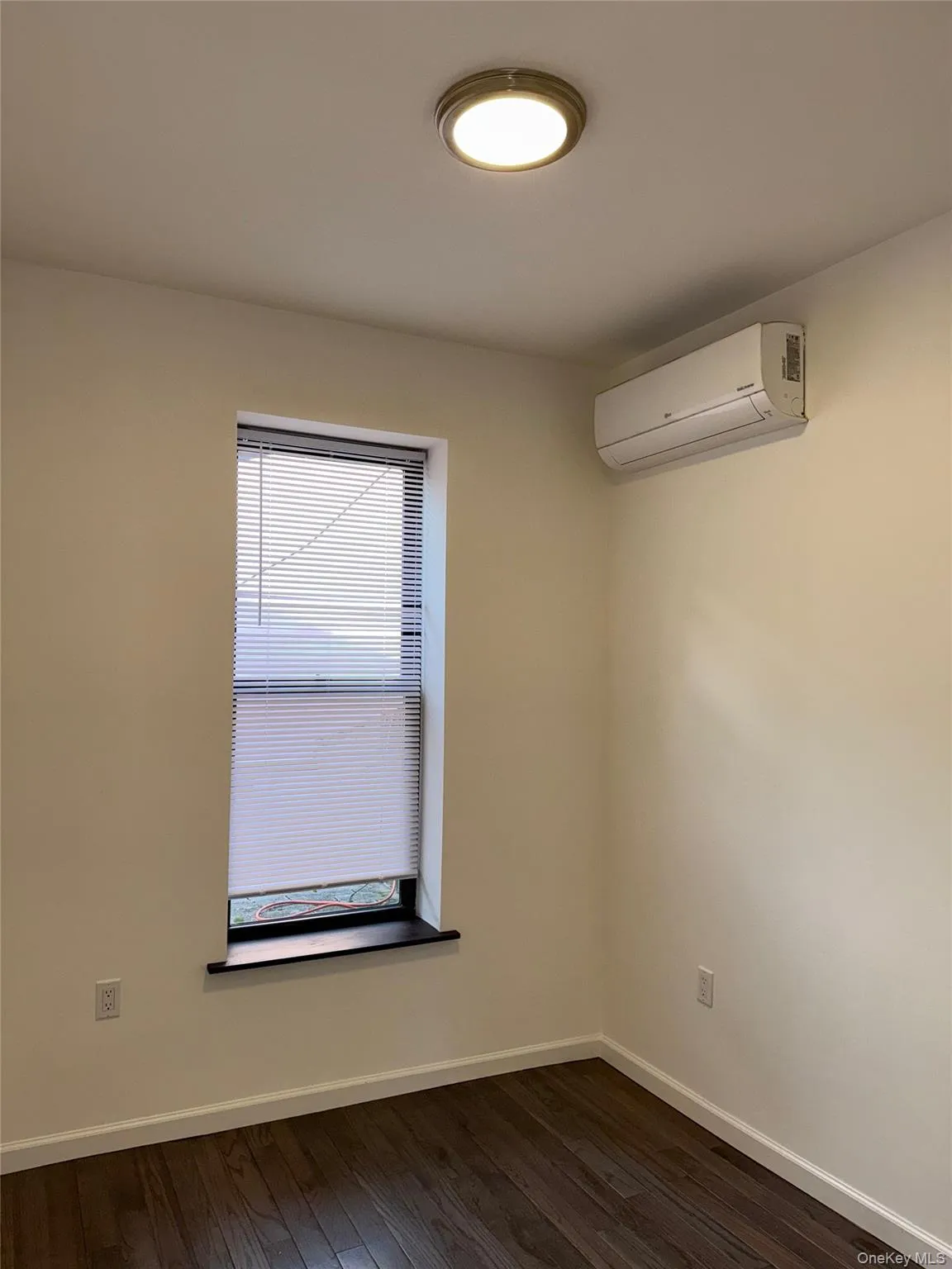 2414 Snyder Avenue, New York, NY, 2 Bedrooms Bedrooms, 5 Rooms Rooms,1 BathroomBathrooms,Residential Lease,For Rent,Snyder,0,974310 2414 Snyder Avenue, New York, NY, 2 Bedrooms Bedrooms, 5 Rooms Rooms,1 BathroomBathrooms,Residential Lease,For Rent,Snyder,0,974310
