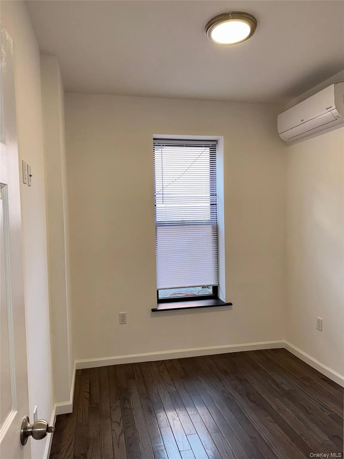 2414 Snyder Avenue, New York, NY, 2 Bedrooms Bedrooms, 5 Rooms Rooms,1 BathroomBathrooms,Residential Lease,For Rent,Snyder,0,974310 2414 Snyder Avenue, New York, NY, 2 Bedrooms Bedrooms, 5 Rooms Rooms,1 BathroomBathrooms,Residential Lease,For Rent,Snyder,0,974310
