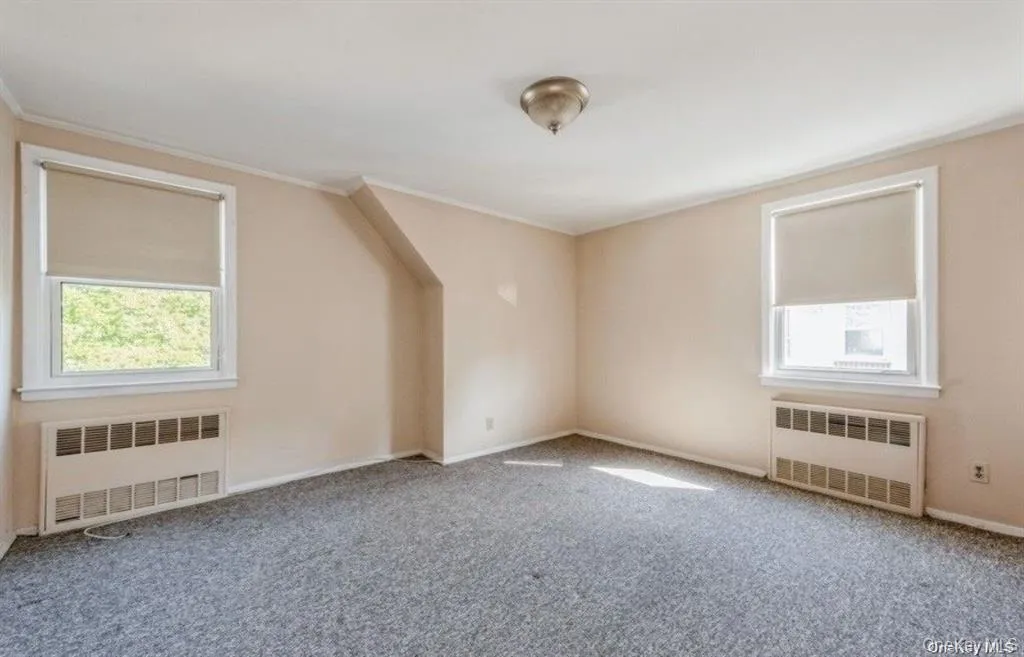 5 7th Street, Hempstead, NY, 2 Bedrooms Bedrooms, 4 Rooms Rooms,1 BathroomBathrooms,Residential Lease,For Rent,7th,0,974321 5 7th Street, Hempstead, NY, 2 Bedrooms Bedrooms, 4 Rooms Rooms,1 BathroomBathrooms,Residential Lease,For Rent,7th,0,974321