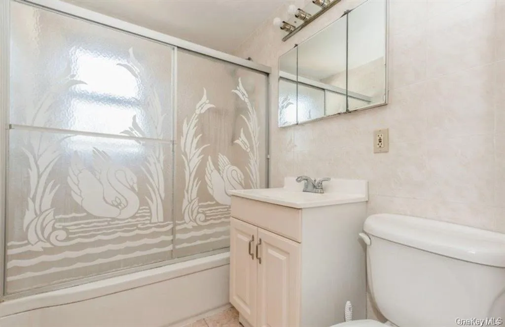 5 7th Street, Hempstead, NY, 2 Bedrooms Bedrooms, 4 Rooms Rooms,1 BathroomBathrooms,Residential Lease,For Rent,7th,0,974321 5 7th Street, Hempstead, NY, 2 Bedrooms Bedrooms, 4 Rooms Rooms,1 BathroomBathrooms,Residential Lease,For Rent,7th,0,974321