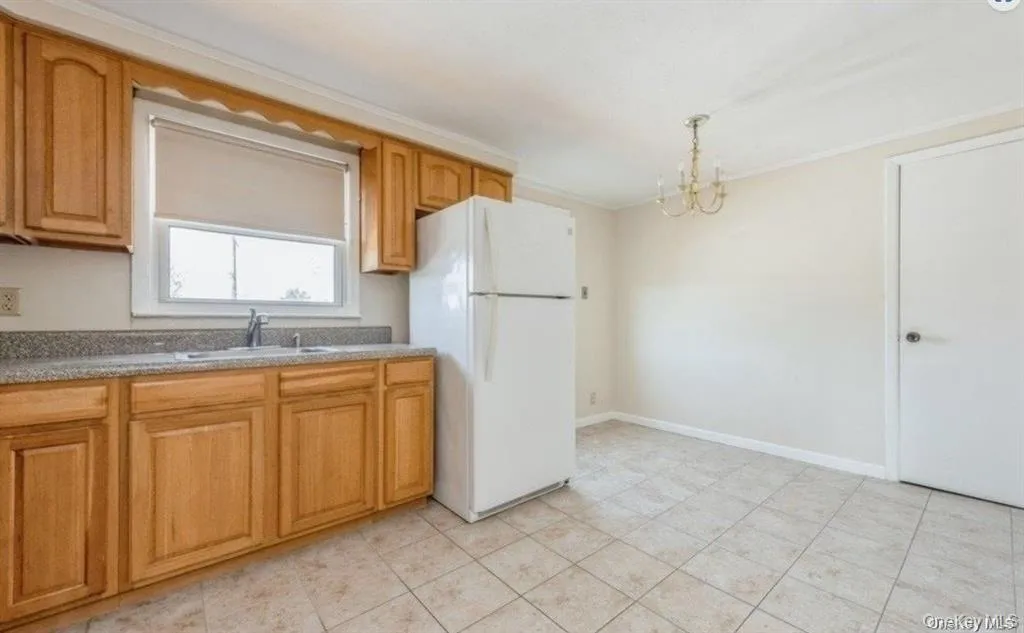5 7th Street, Hempstead, NY, 2 Bedrooms Bedrooms, 4 Rooms Rooms,1 BathroomBathrooms,Residential Lease,For Rent,7th,0,974321 5 7th Street, Hempstead, NY, 2 Bedrooms Bedrooms, 4 Rooms Rooms,1 BathroomBathrooms,Residential Lease,For Rent,7th,0,974321