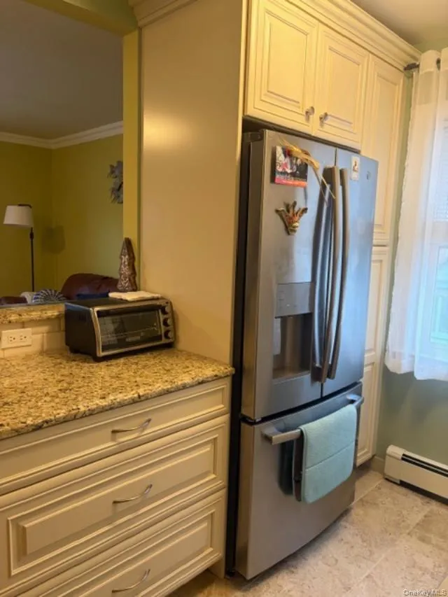 6 Windermere Place, Hempstead, NY, 1 Bedroom Bedrooms, 4 Rooms Rooms,1 BathroomBathrooms,Residential Lease,For Rent,Windermere,0,974331 6 Windermere Place, Hempstead, NY, 1 Bedroom Bedrooms, 4 Rooms Rooms,1 BathroomBathrooms,Residential Lease,For Rent,Windermere,0,974331