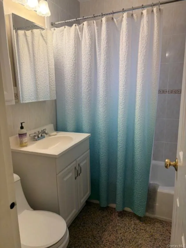 6 Windermere Place, Hempstead, NY, 1 Bedroom Bedrooms, 4 Rooms Rooms,1 BathroomBathrooms,Residential Lease,For Rent,Windermere,0,974331 6 Windermere Place, Hempstead, NY, 1 Bedroom Bedrooms, 4 Rooms Rooms,1 BathroomBathrooms,Residential Lease,For Rent,Windermere,0,974331