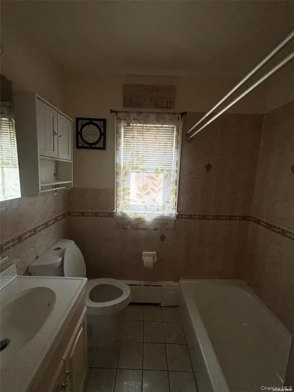 17 Wingate Rd, Hempstead, NY, 3 Bedrooms Bedrooms, 6 Rooms Rooms,1 BathroomBathrooms,Residential Lease,For Rent,Wingate Rd,0,974336 17 Wingate Rd, Hempstead, NY, 3 Bedrooms Bedrooms, 6 Rooms Rooms,1 BathroomBathrooms,Residential Lease,For Rent,Wingate Rd,0,974336