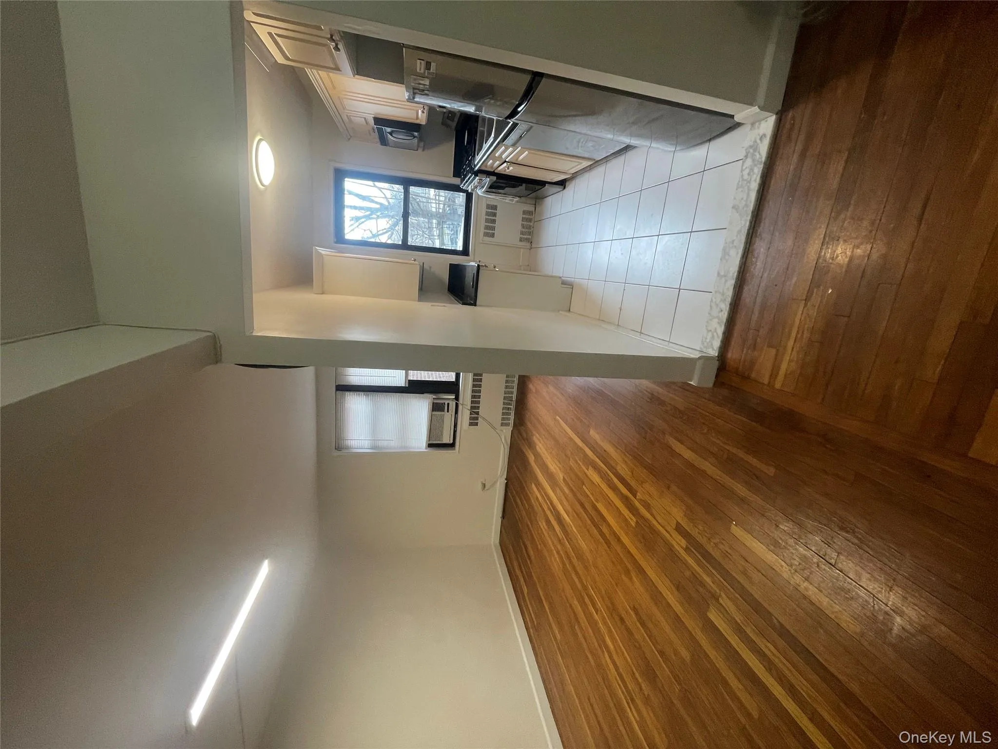150-20 71st Avenue, New York, NY, 1 Bedroom Bedrooms, 5 Rooms Rooms,1 BathroomBathrooms,Residential Lease,For Rent,71st,0,974344 150-20 71st Avenue, New York, NY, 1 Bedroom Bedrooms, 5 Rooms Rooms,1 BathroomBathrooms,Residential Lease,For Rent,71st,0,974344